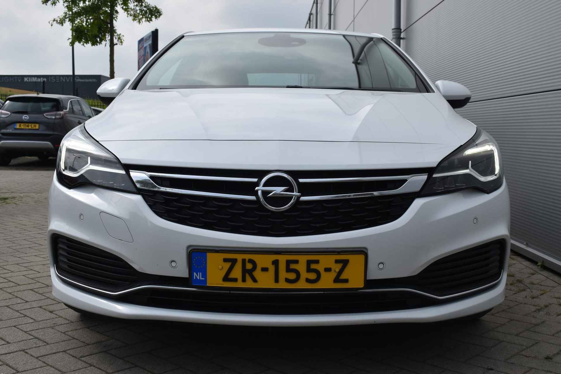 Opel Astra 1.4 Turbo Innovation NAVI / CAMERA / TREKHAAK / Schuif kantel dak - 10/47