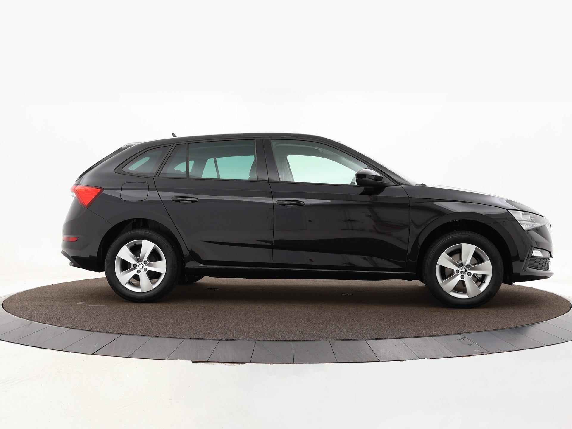 Škoda Scala Selection 1.0 TSI 85 kW / 115 PK Hatchback 6 versn Handgeschakeld | Metallic Lak | 1500,- inruilvoordeel!! - 10/18