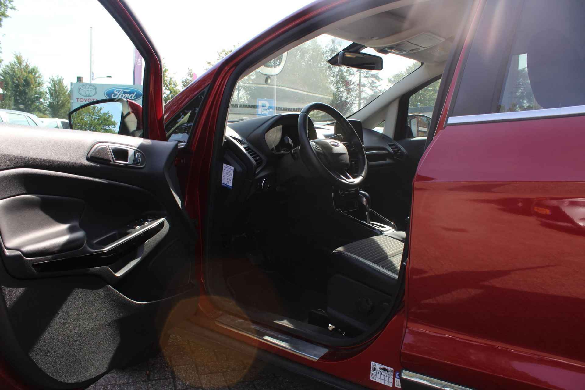 Ford EcoSport 1.0 ECOBOOST TITANIUM TREKHAAK PARK.SENSOREN V+A CAMERA CLIMA PRIVACY GLASS APPLE/ANDROID LM VELGEN - 6/31