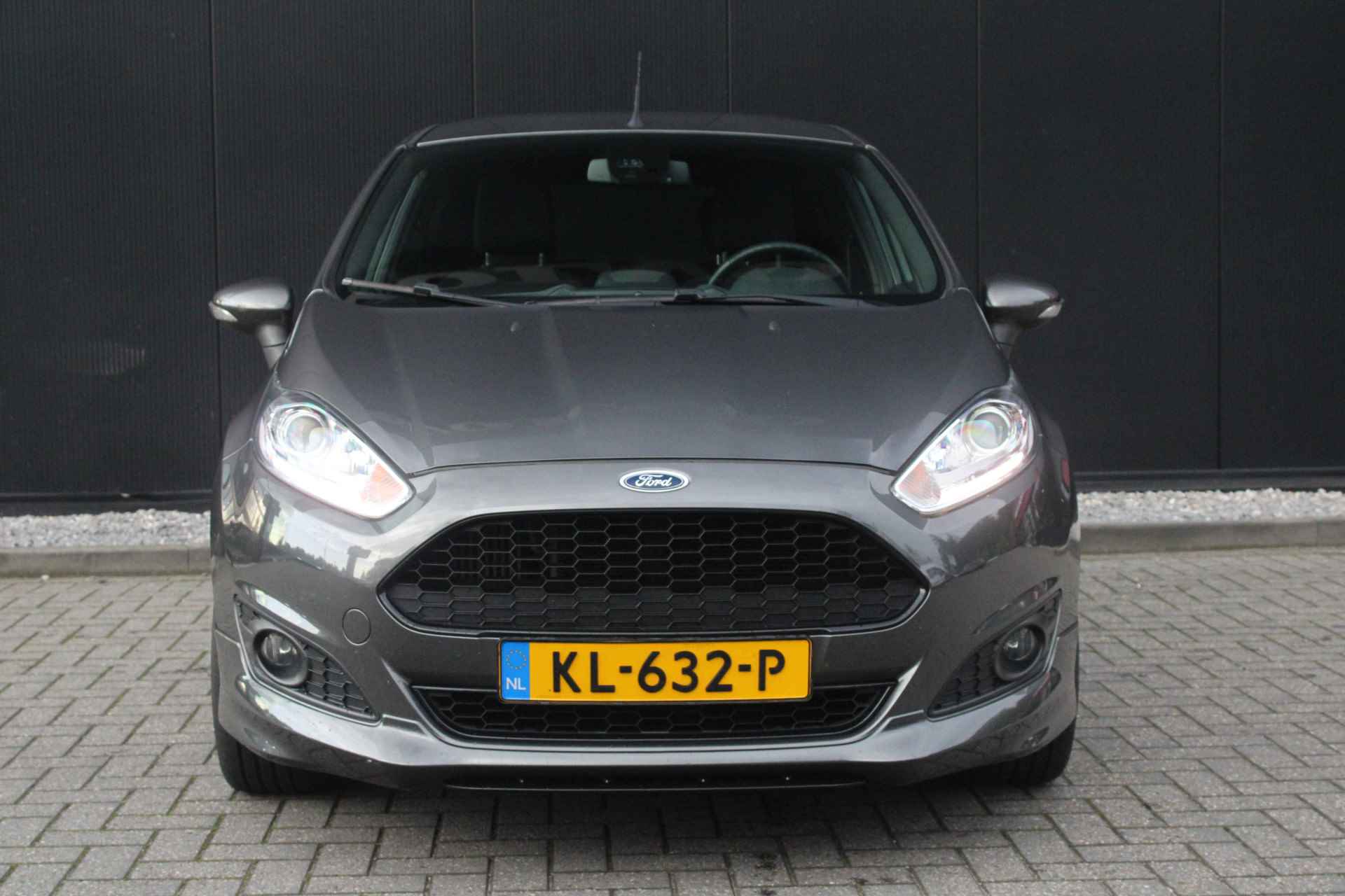 Ford Fiesta 1.0 100PK ST Line | Cruise Control | Climate Control | 17 inch | Bluetooth | Navigatie | Dealer onderhouden - 2/23