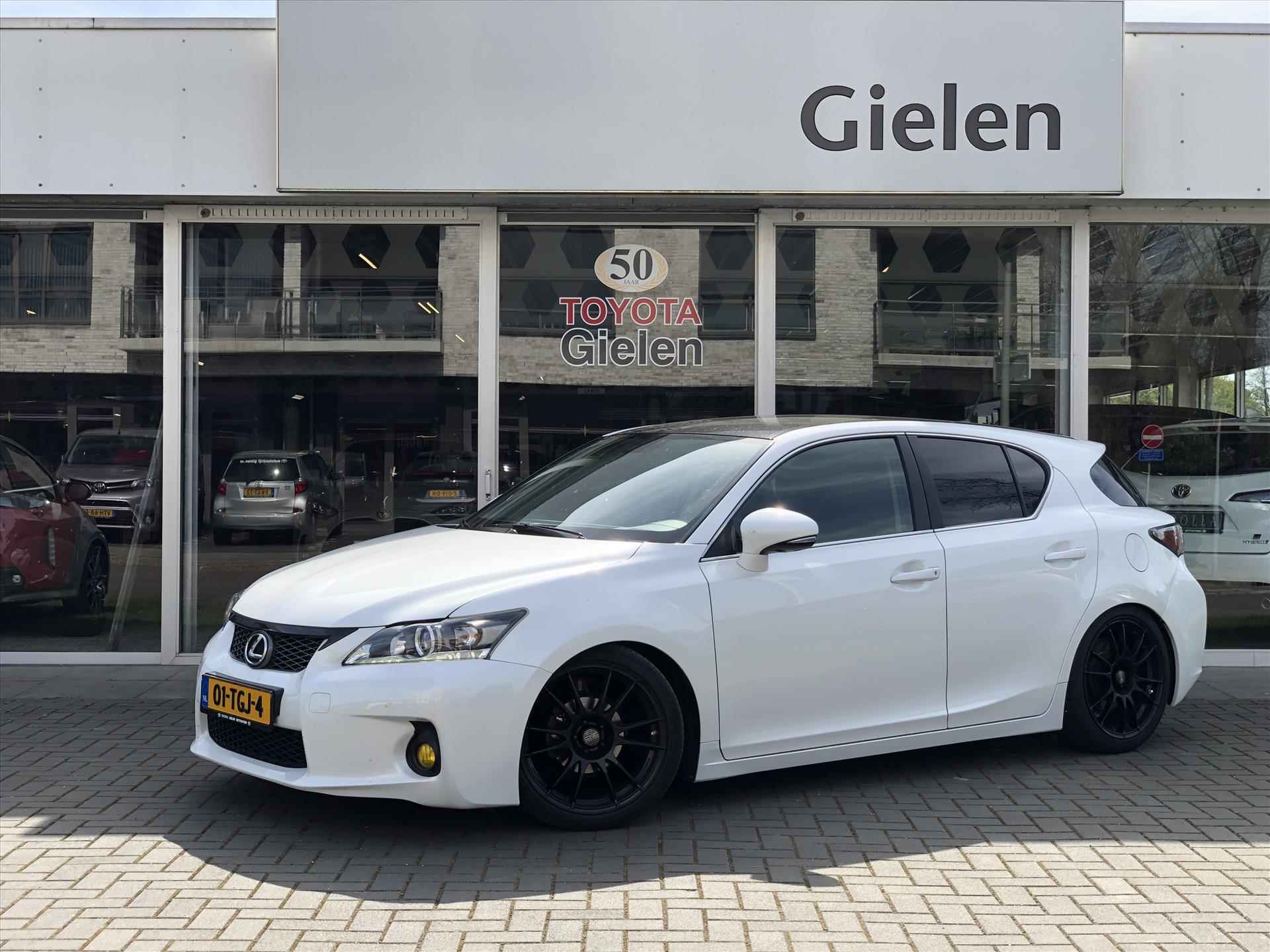 Lexus Ct 200h Business Line Pro F Sport Grill | Parkeercamera, Keyless, Cruise control, 18 inch, Privacy Glass, Zeer compleet! - 1/39