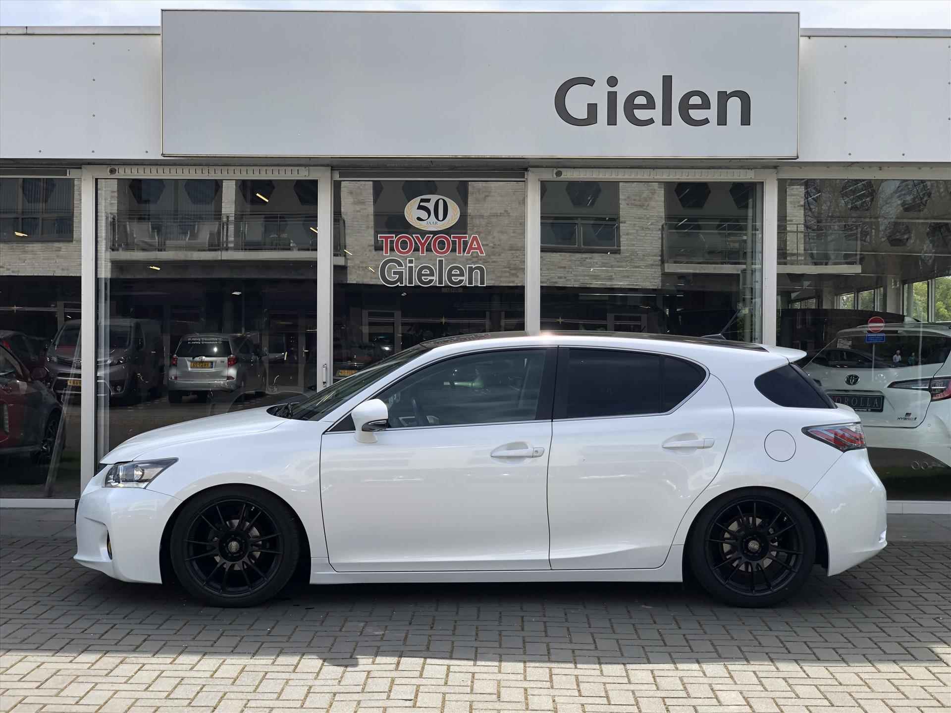 Lexus Ct 200h Business Line Pro F Sport Grill | Parkeercamera, Keyless, Cruise control, 18 inch, Privacy Glass, Zeer compleet! - 10/39