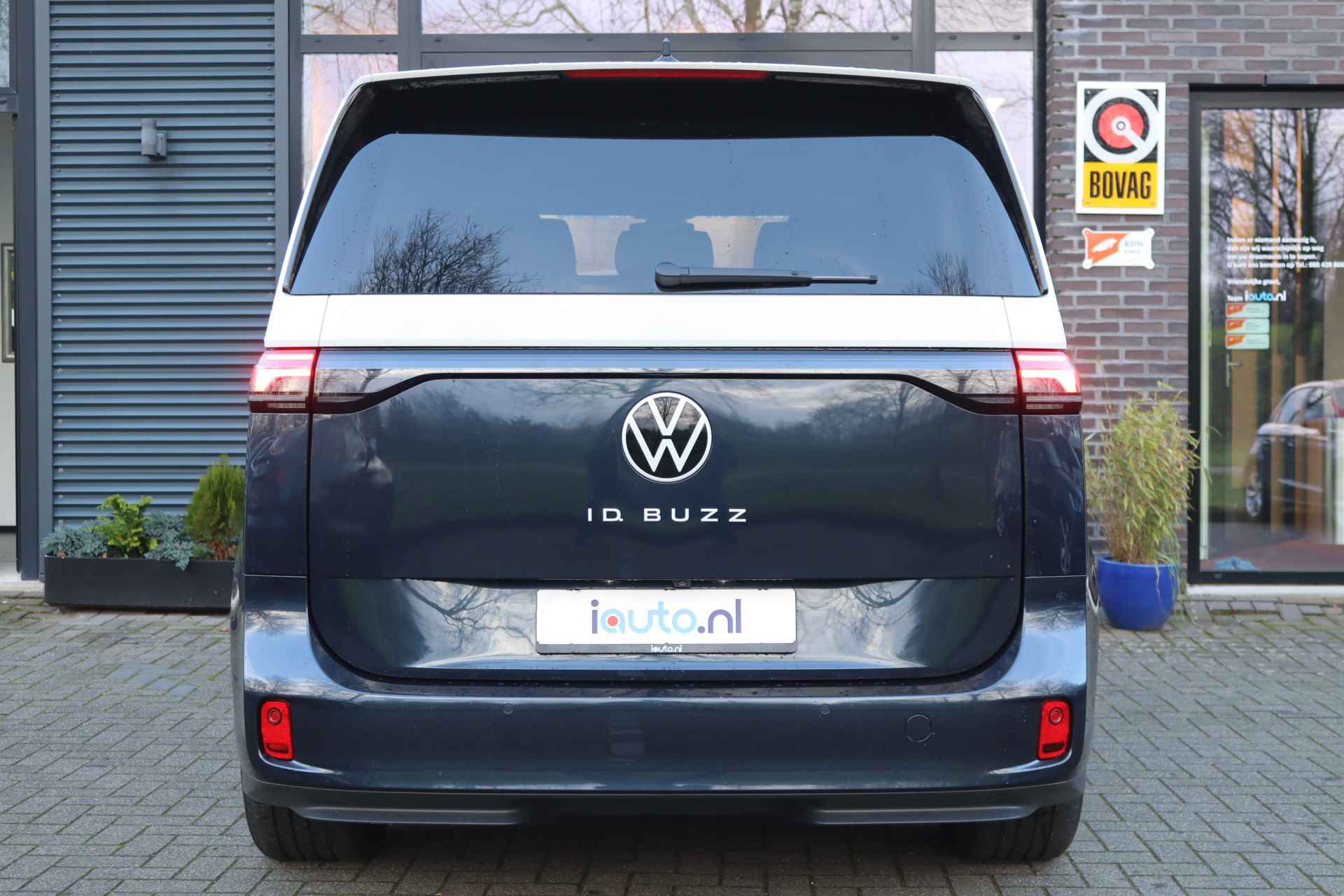 Volkswagen ID. Buzz Pro Style 77kWh LED/Keyless/Camera/Acc/Elek. klep/19" - 8/38