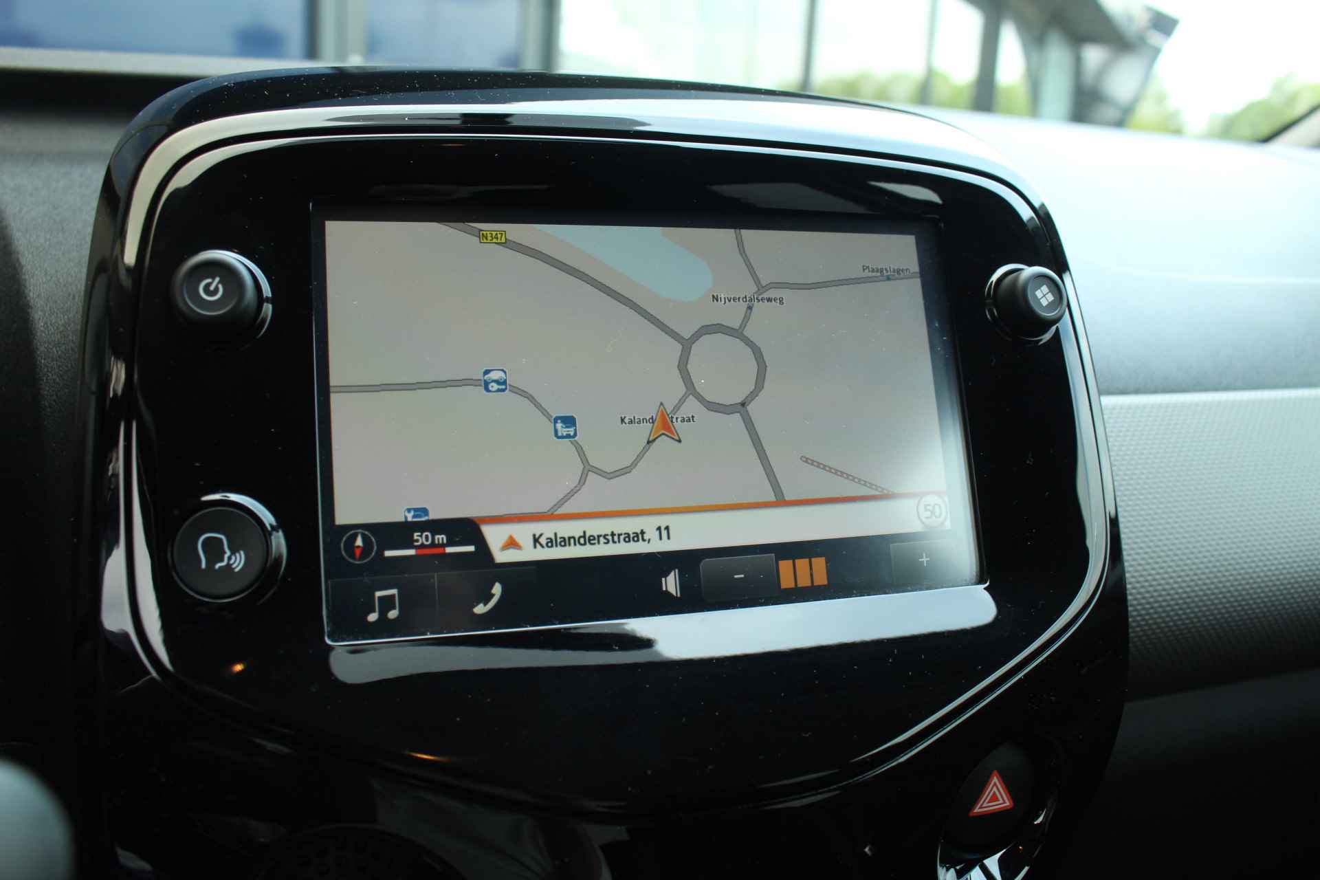 Peugeot 108 1.0 e-VTi Allure | Climate C. | Camera | Privacy Glass | 15" LMV | Elec. ramen | - 6/21