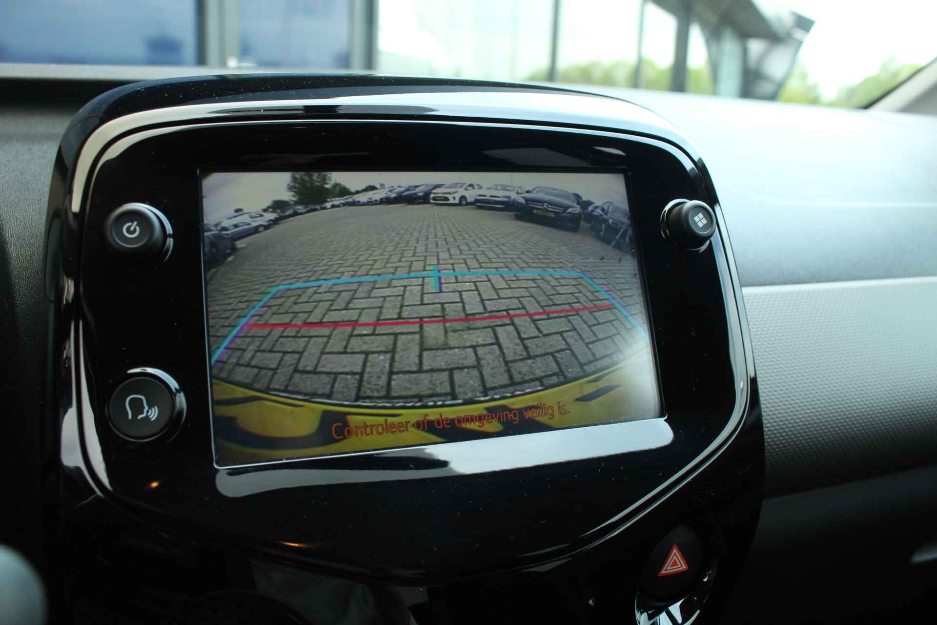 Peugeot 108 1.0 e-VTi Allure | Climate C. | Camera | Privacy Glass | 15" LMV | Elec. ramen | - 7/21