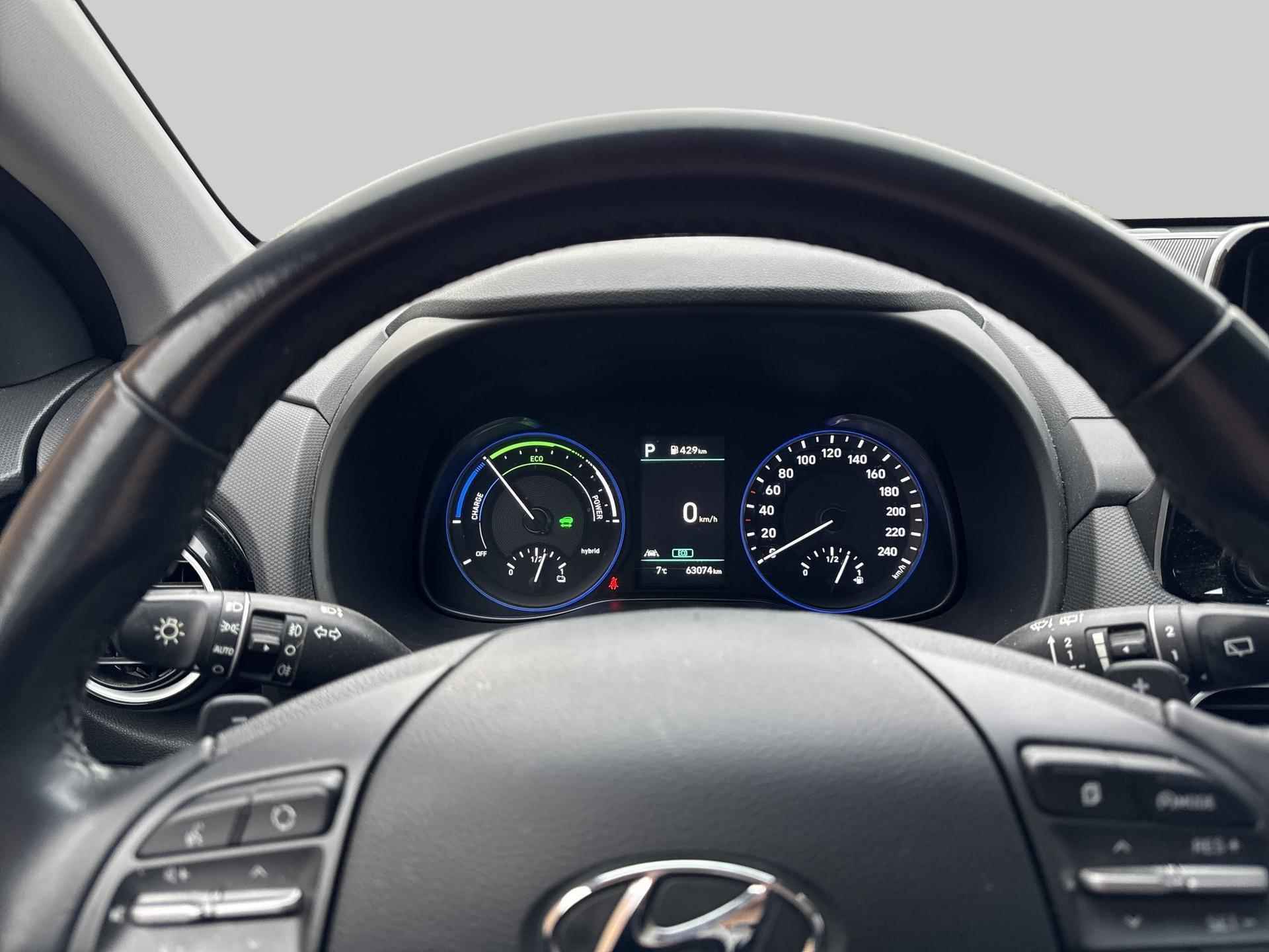 Hyundai KONA 1.6 GDI HEV Comfort - 11/30