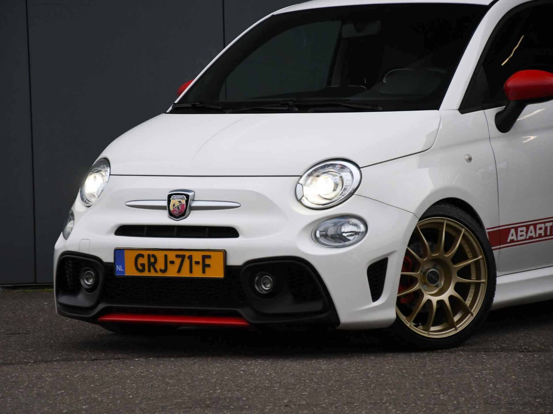 Fiat 500 Abarth 595 Turismo 1.4 T-Jet 165pk COGNAC LEDER | PDC ACHTER | NAVI | APPLE-CARPLAY | DAB | 17'' MAK VELGEN - 2/28