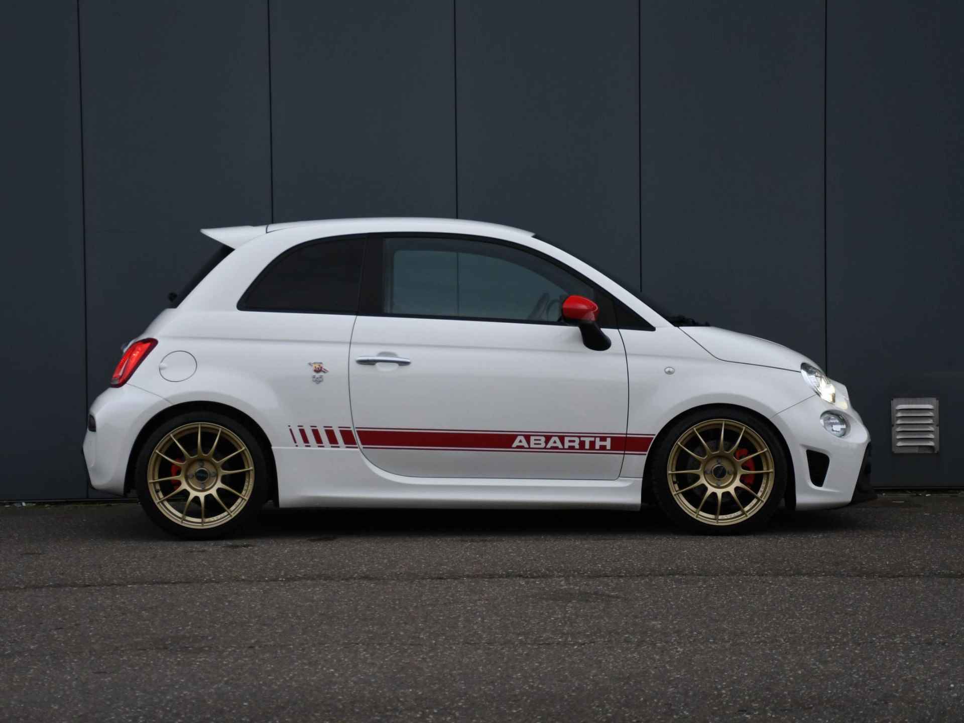 Fiat 500 Abarth 595 Turismo 1.4 T-Jet 165pk COGNAC LEDER | PDC ACHTER | NAVI | APPLE-CARPLAY | DAB | 17'' MAK VELGEN - 3/28