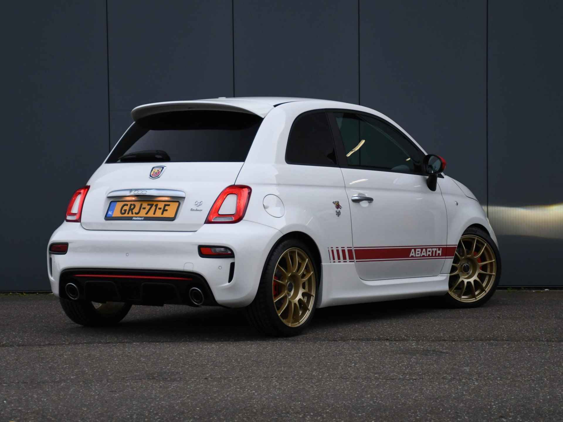 Fiat 500 Abarth 595 Turismo 1.4 T-Jet 165pk COGNAC LEDER | PDC ACHTER | NAVI | APPLE-CARPLAY | DAB | 17'' MAK VELGEN - 4/28