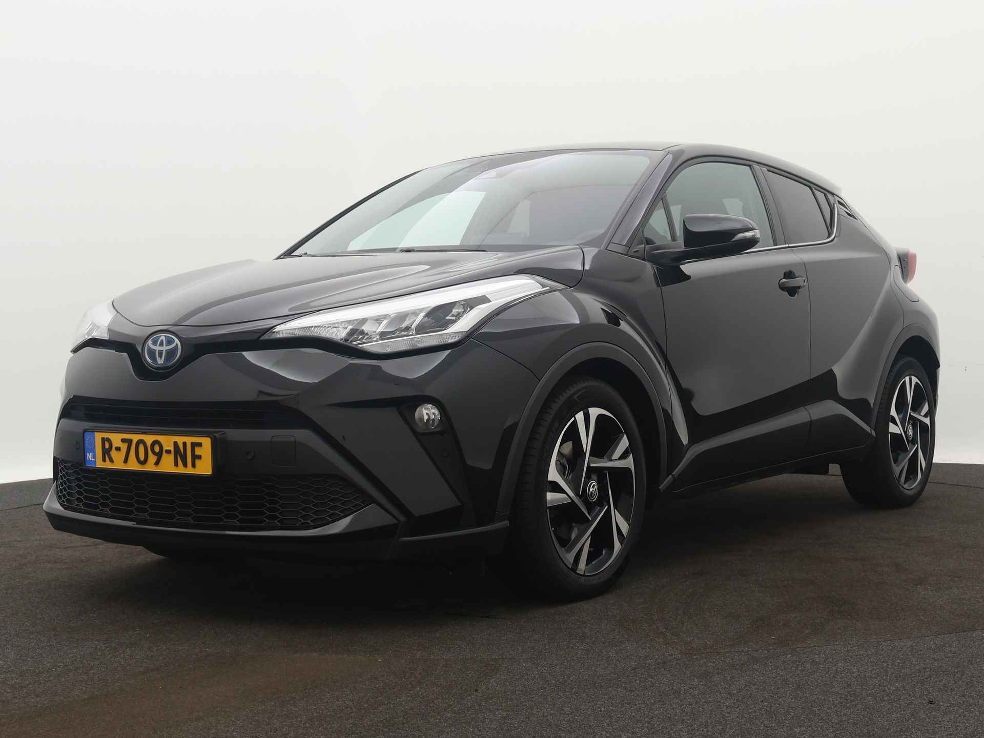 Toyota C-HR 1.8 Hybrid Style | Apple CarPlay | Camera | Navigatie | Dodehoek Ass. | Parkeersensoren | Stoelverwarming | - 27/42