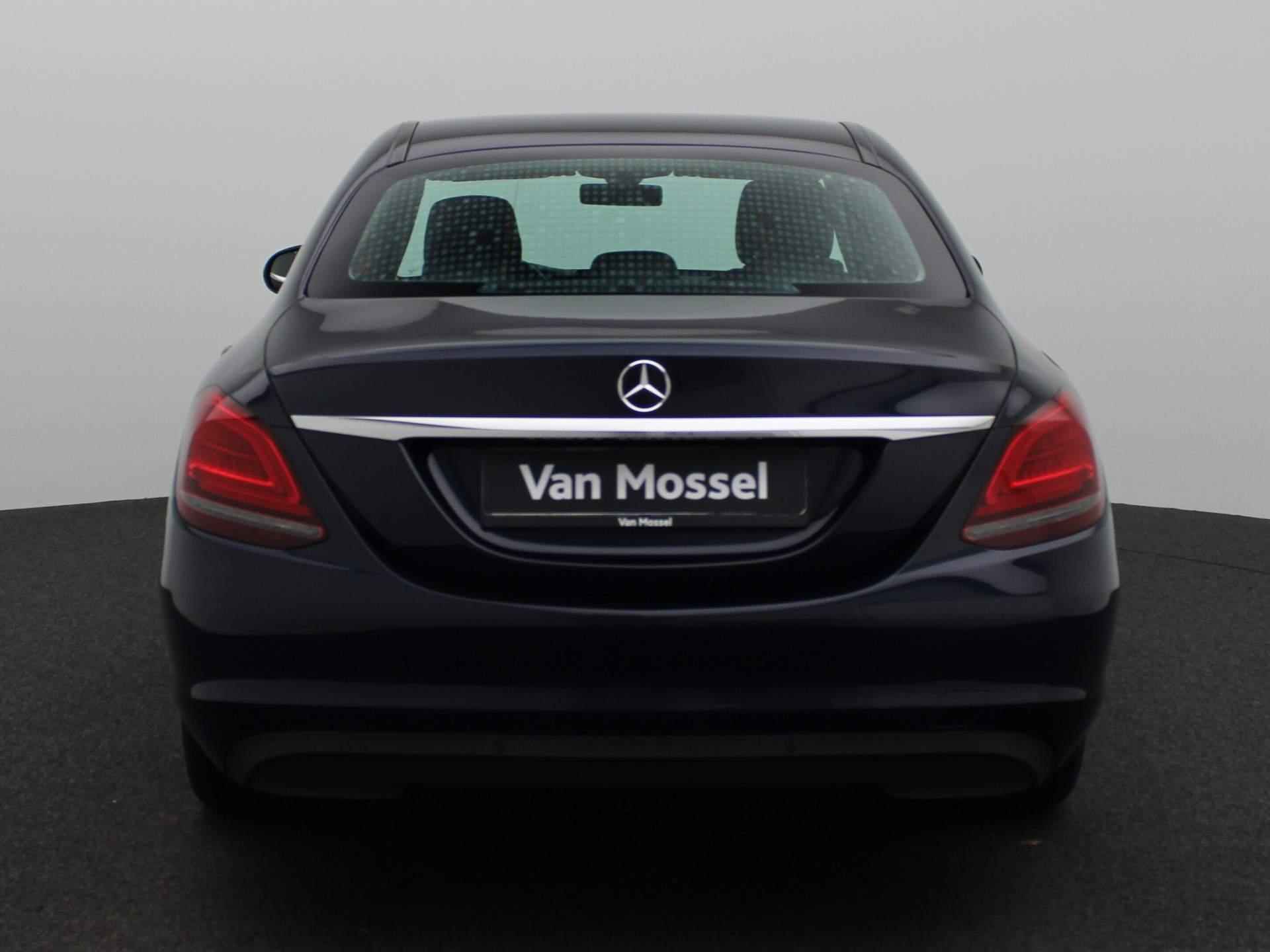 Mercedes-Benz C-klasse 180 d | Automaat | Achteruitrijcamera | LED dagrijverlichting | Regensensor | Cruise Control | Dynamic Select | Stoel Verwarming | 12 Maanden BOVAG Garantie - 5/38