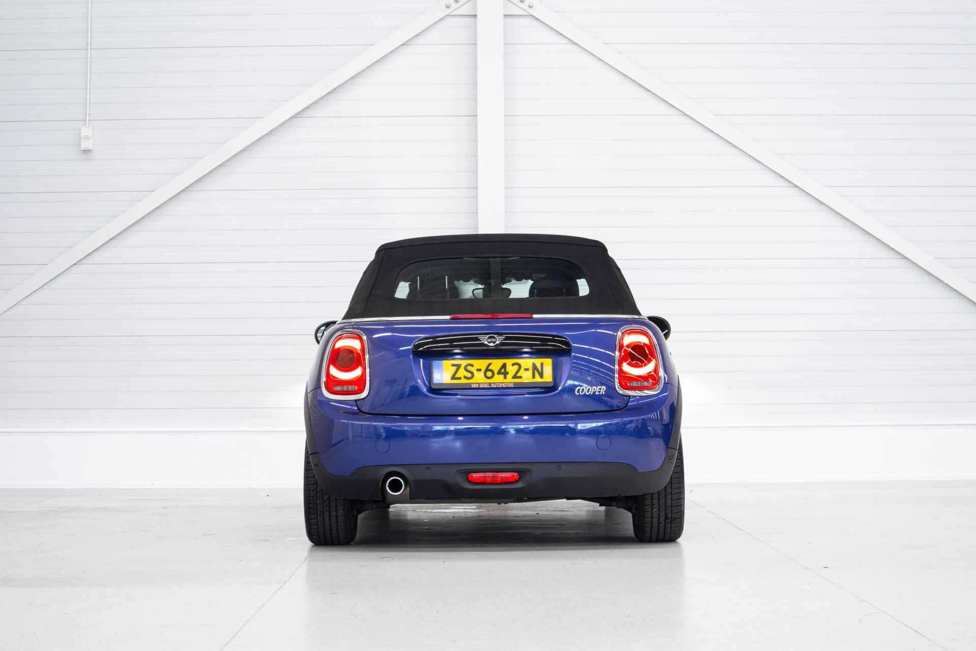 Mini Mini Cabrio 1.5 Cooper | Business | - 19/23