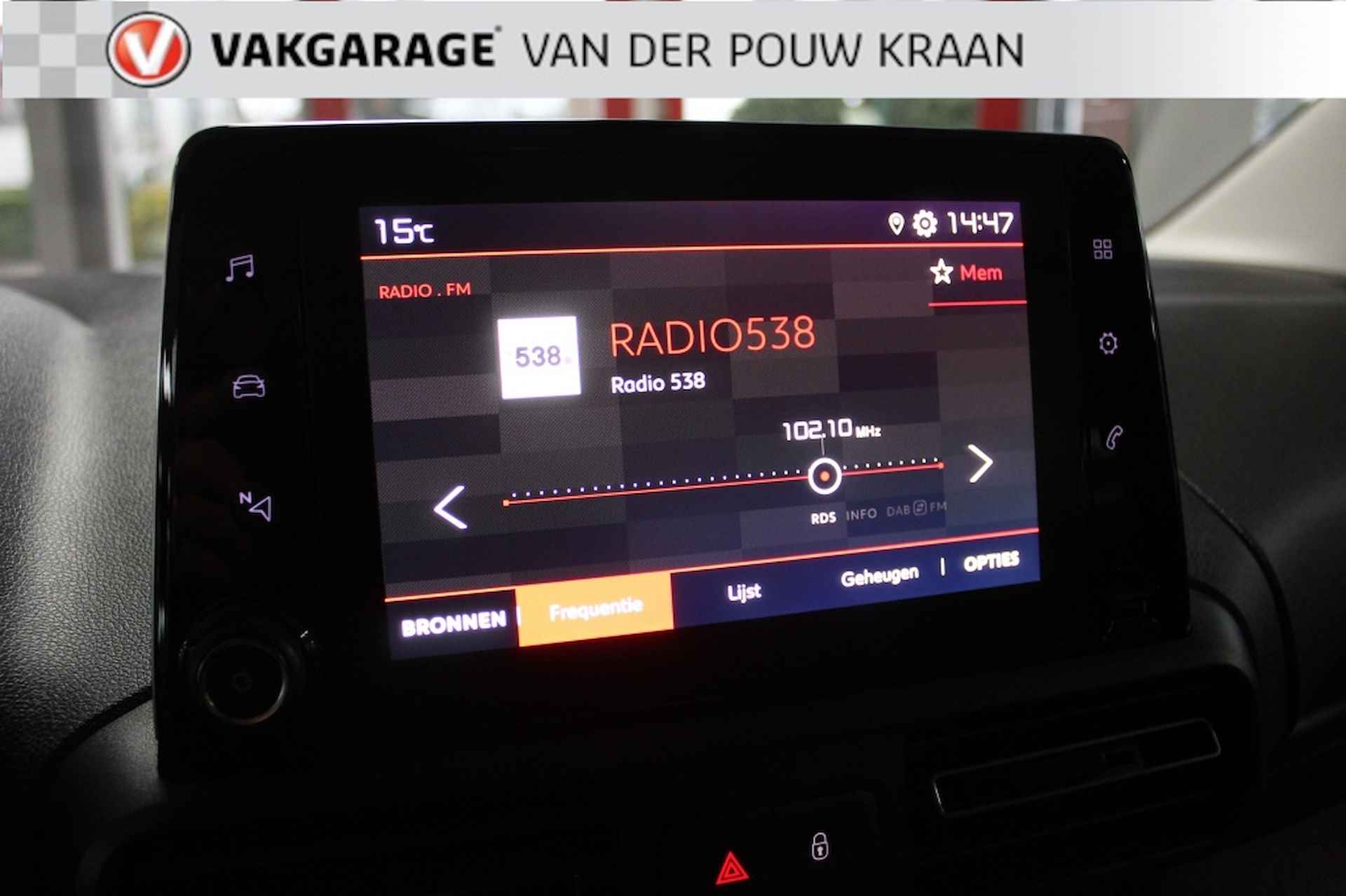 Citroen Berlingo 1.2 PureTech Feel Climate / Cruise control / Apple Carplay - 20/34