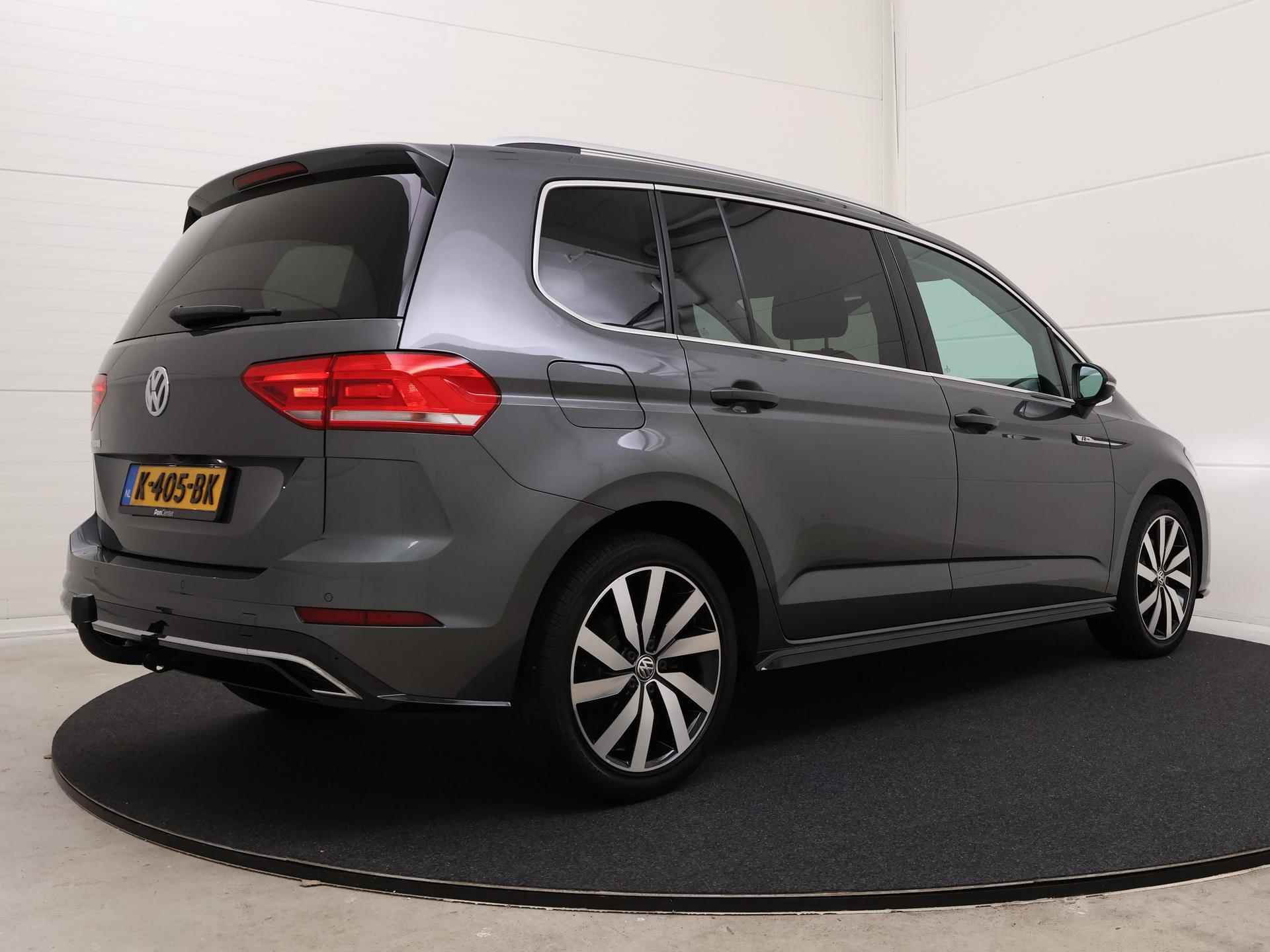 Volkswagen Touran 1.5 TSI 150 PK DSG Highline Business R 7p | R-Line | Navigatie | 7-persoons | LED | Stoelverwarming | ACC | - 5/15