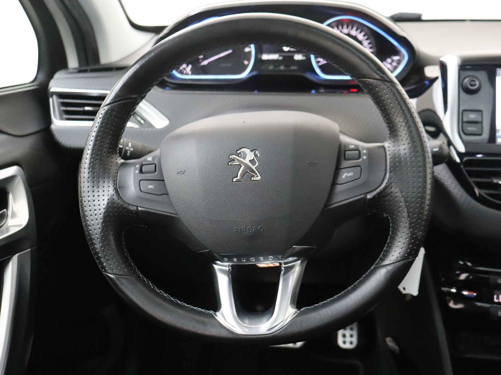 Peugeot 2008 1.2 PureTech Allure 110 pk Automaat | Navigatie | Panorama dak | Climate Control - 7/31