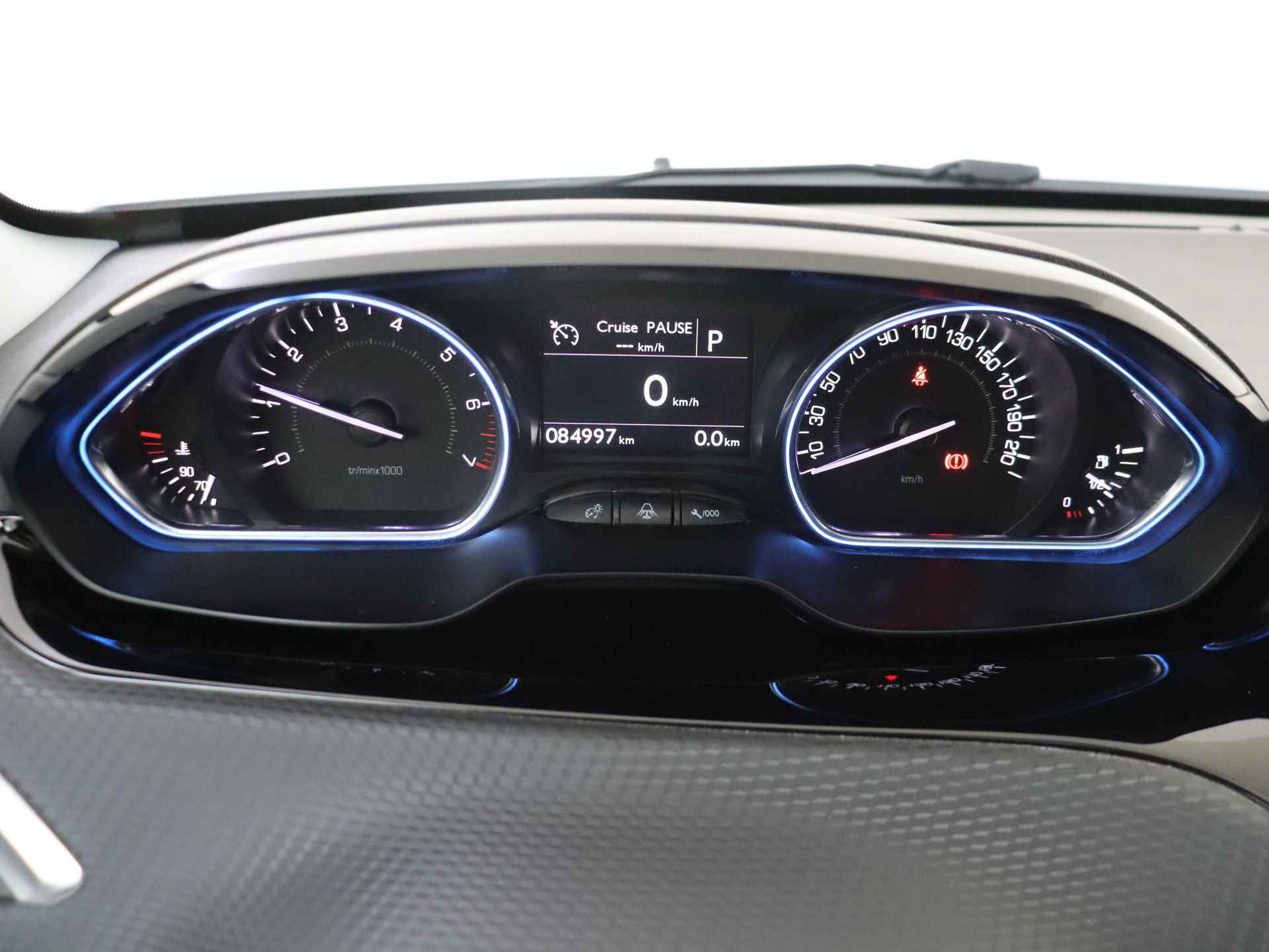 Peugeot 2008 1.2 PureTech Allure 110 pk Automaat | Navigatie | Panorama dak | Climate Control - 8/31