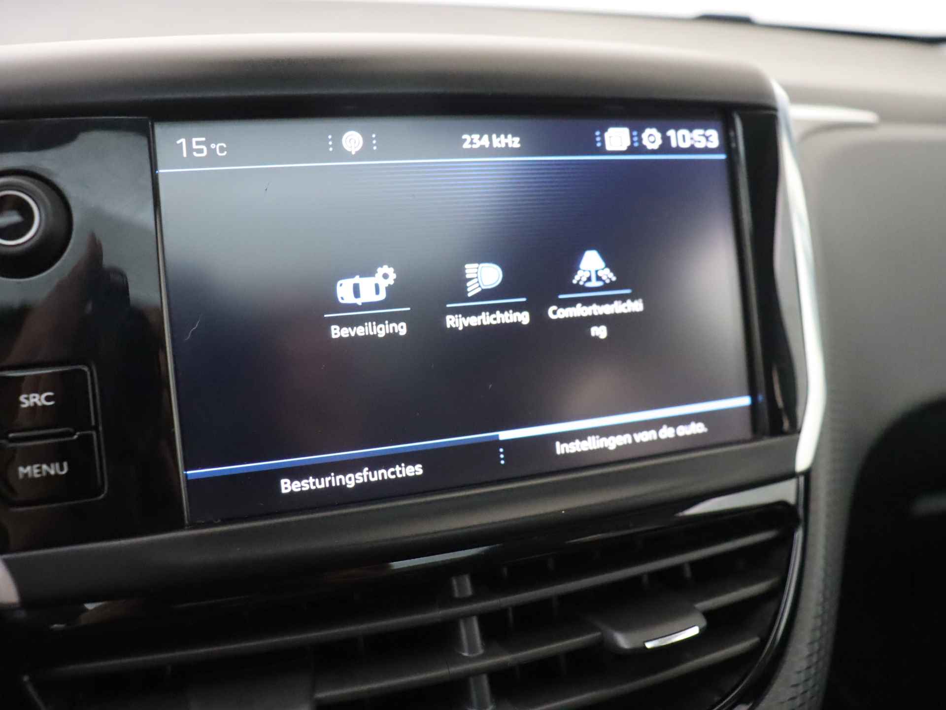 Peugeot 2008 1.2 PureTech Allure 110 pk Automaat | Navigatie | Panorama dak | Climate Control - 18/31
