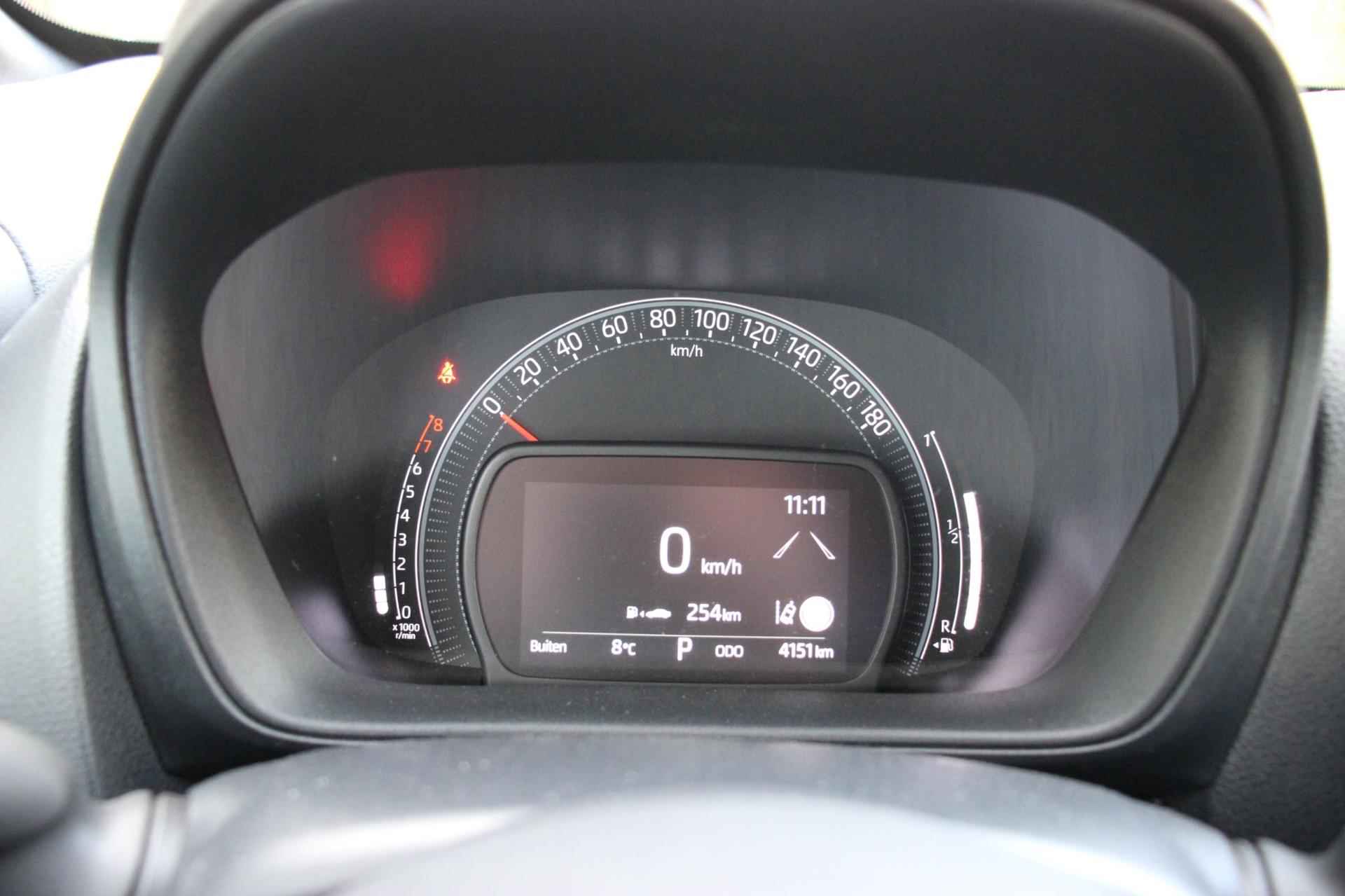 Toyota Aygo X 1.0 S-CVT Pulse AUTOMAAT/CAMERA/STOELVERWARMING - 19/26