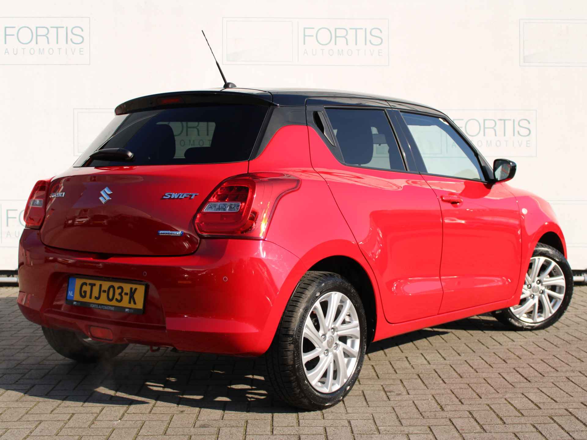 Suzuki Swift 1.2 Select Smart Hybrid CAMERA | AUTOMAAT | CARPLAY | STOELVERW | - 2/25