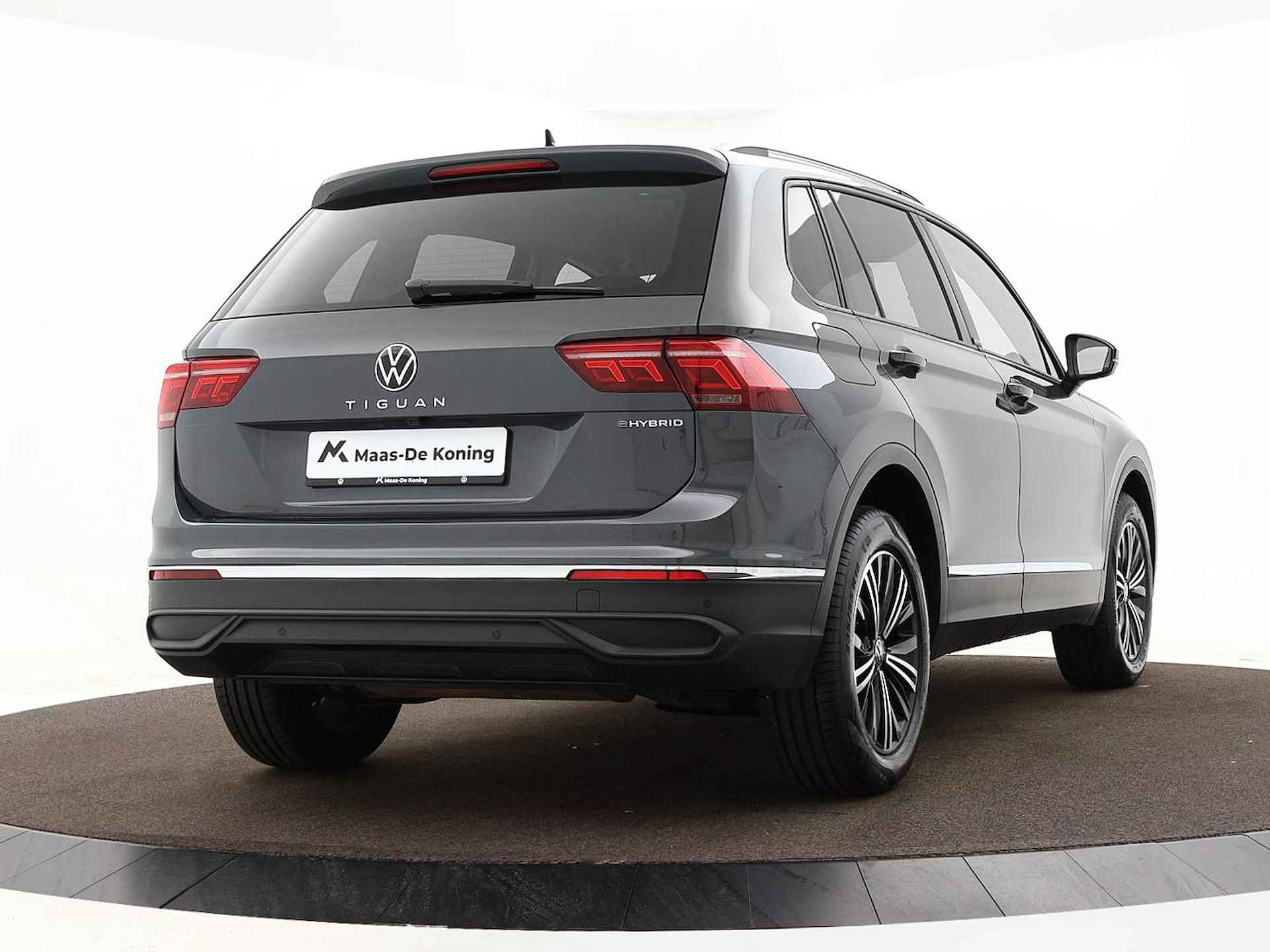 Volkswagen Tiguan 1.4 Tsi 245pk DSG eHybrid Active | ACC | Park Assist | Camera | P-Sensoren | Navi | App-Connect | Trekhaak | Elek. Achterklep | 18'' Inch | Garantie t/m 07-03-2025 of 100.000km - 3/33