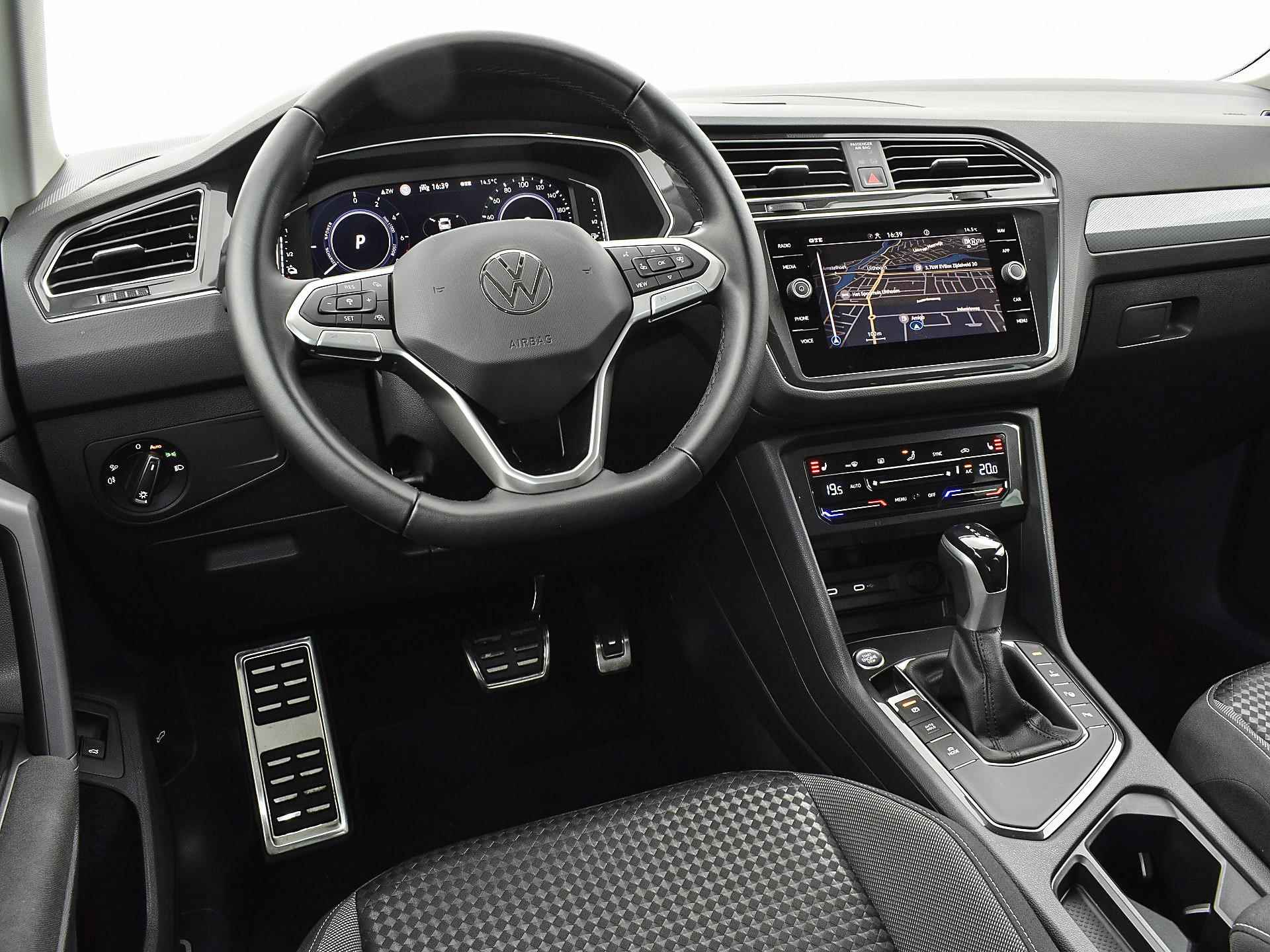 Volkswagen Tiguan 1.4 Tsi 245pk DSG eHybrid Active | ACC | Park Assist | Camera | P-Sensoren | Navi | App-Connect | Trekhaak | Elek. Achterklep | 18'' Inch | Garantie t/m 07-03-2025 of 100.000km - 15/33