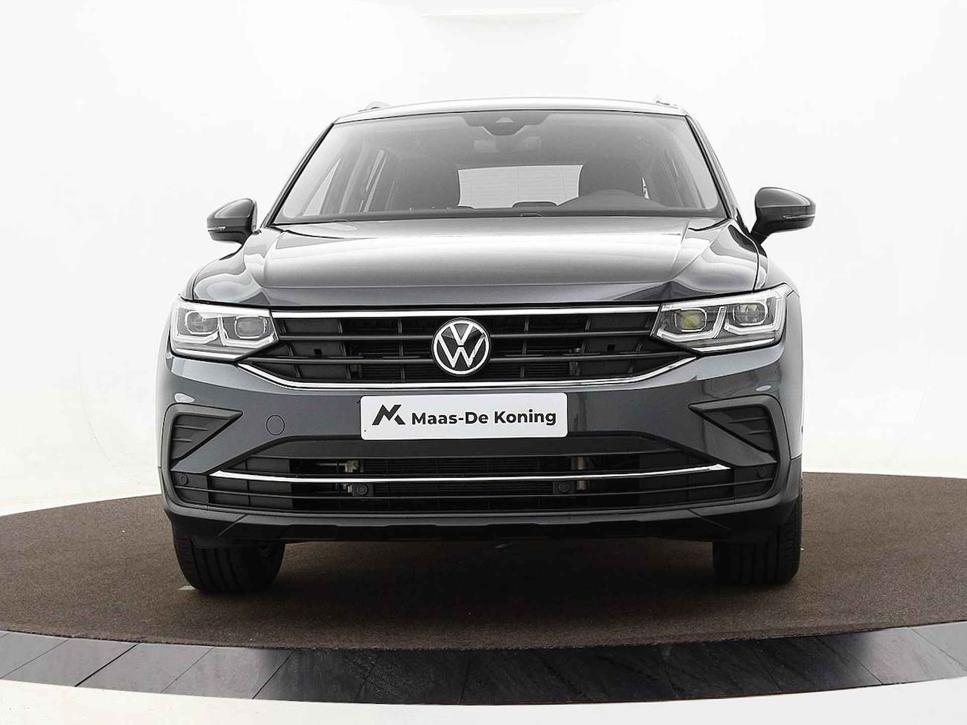 Volkswagen Tiguan 1.4 Tsi 245pk DSG eHybrid Active | ACC | Park Assist | Camera | P-Sensoren | Navi | App-Connect | Trekhaak | Elek. Achterklep | 18'' Inch | Garantie t/m 07-03-2025 of 100.000km - 18/33