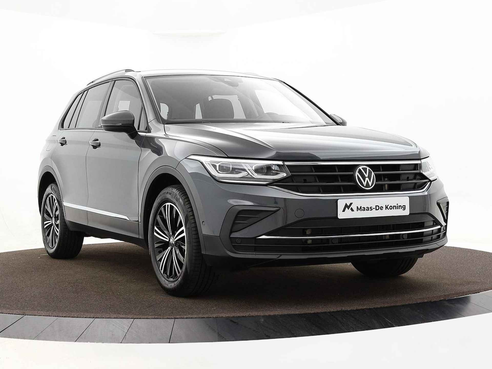 Volkswagen Tiguan 1.4 Tsi 245pk DSG eHybrid Active | ACC | Park Assist | Camera | P-Sensoren | Navi | App-Connect | Trekhaak | Elek. Achterklep | 18'' Inch | Garantie t/m 07-03-2025 of 100.000km - 19/33