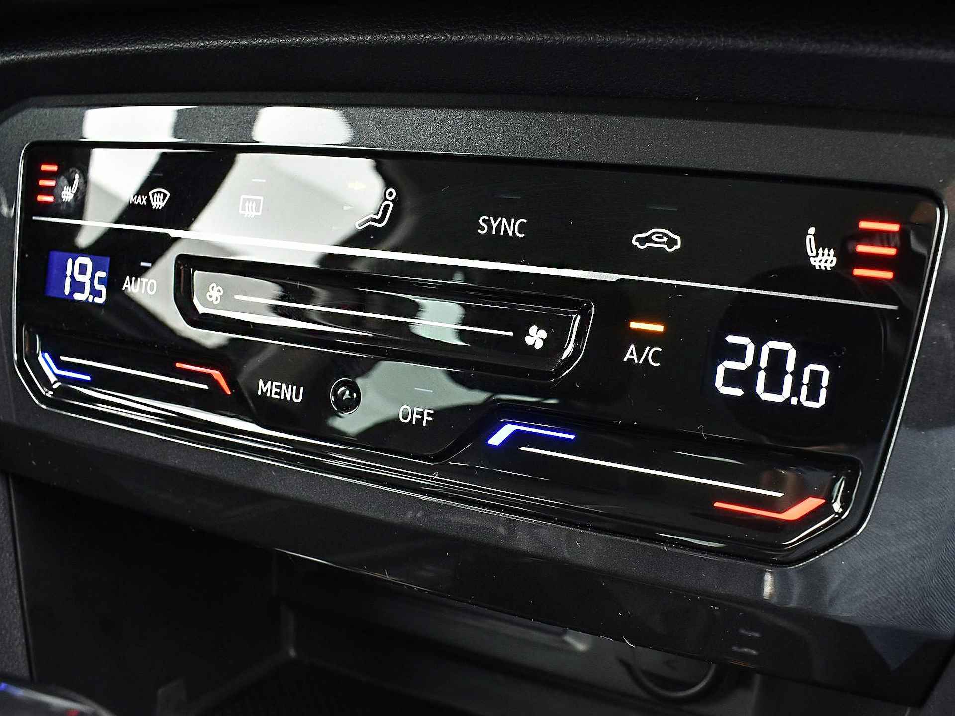 Volkswagen Tiguan 1.4 Tsi 245pk DSG eHybrid Active | ACC | Park Assist | Camera | P-Sensoren | Navi | App-Connect | Trekhaak | Elek. Achterklep | 18'' Inch | Garantie t/m 07-03-2025 of 100.000km - 33/33
