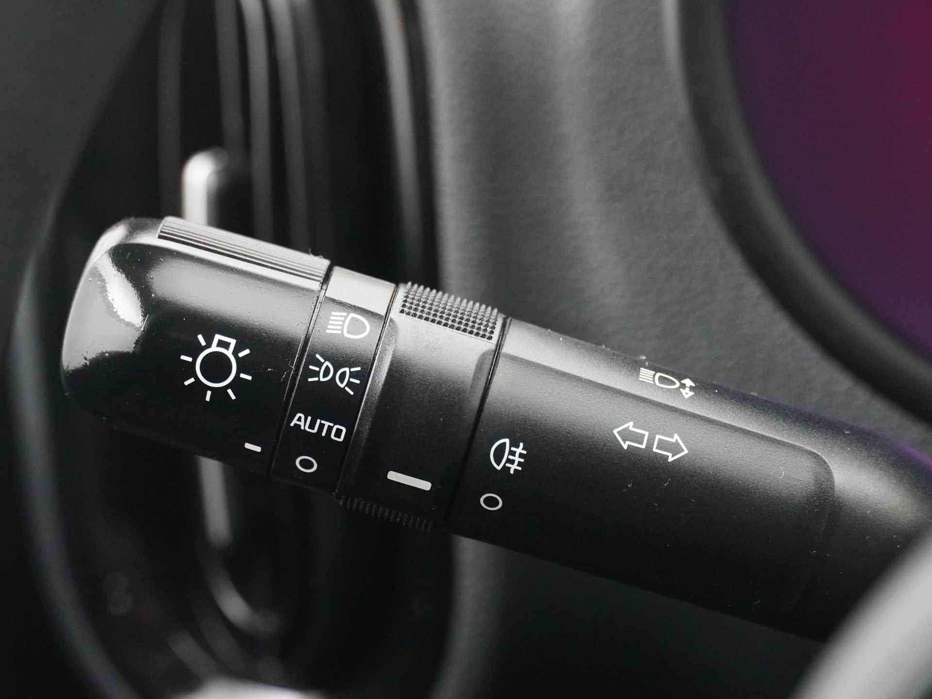 Kia Picanto 1.0 CVVT ComfortPlusLine Navigator - Navigatie - Apple/Android Carplay - Airco - Cruise Control - Fabrieksgarantie 02-2025 - 24/50