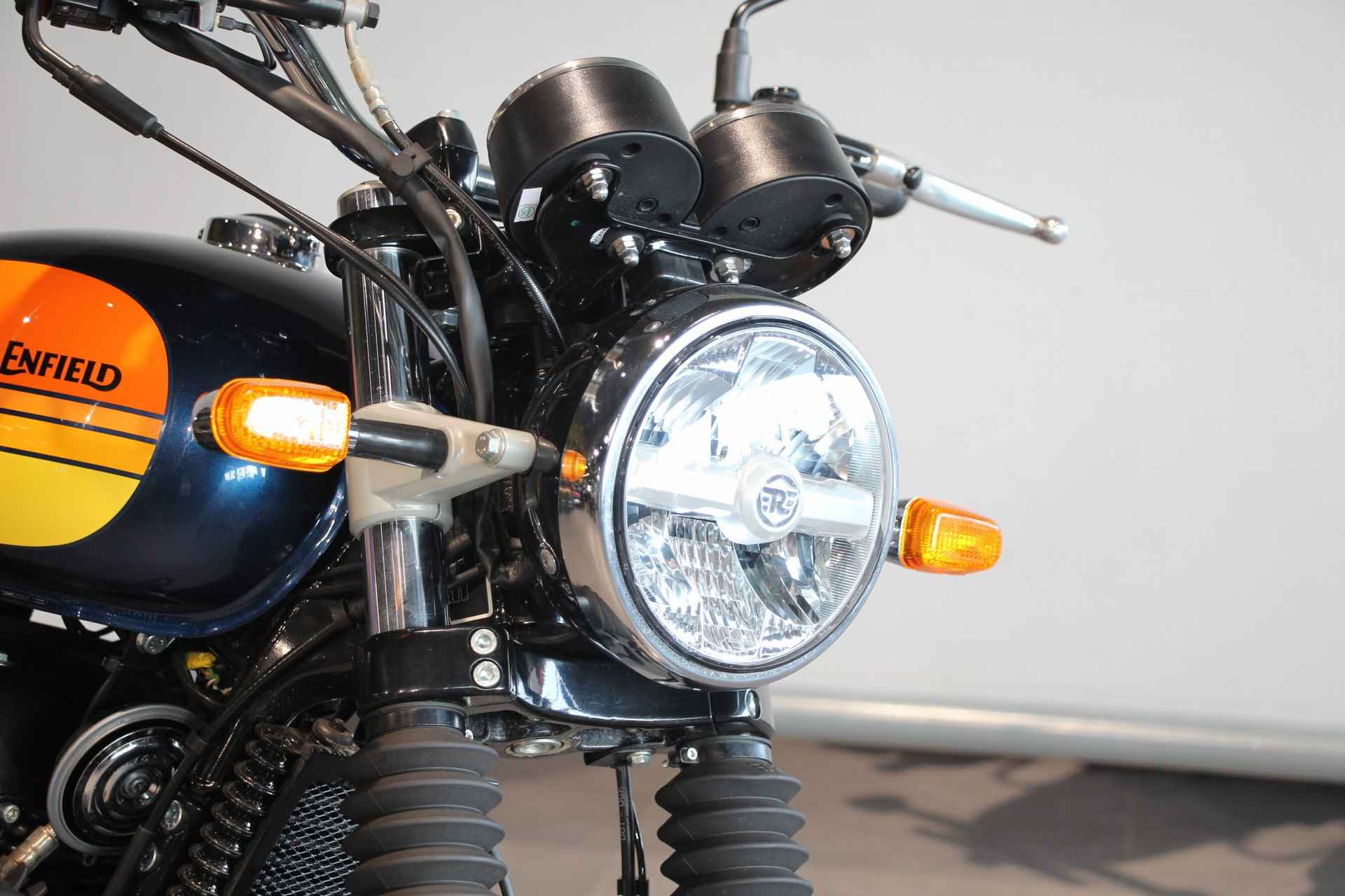 Royal-Enfield INTERCEPTOR 650 - 11/13