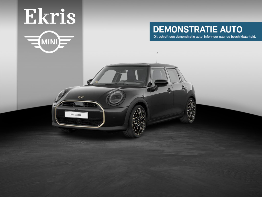 MINI 5-deurs Cooper C Favoured Trim | Pakket L | 18 inch Night Flash Spoke 2-tone | Glazen panoramadak | John Cooper Works Sport stoel