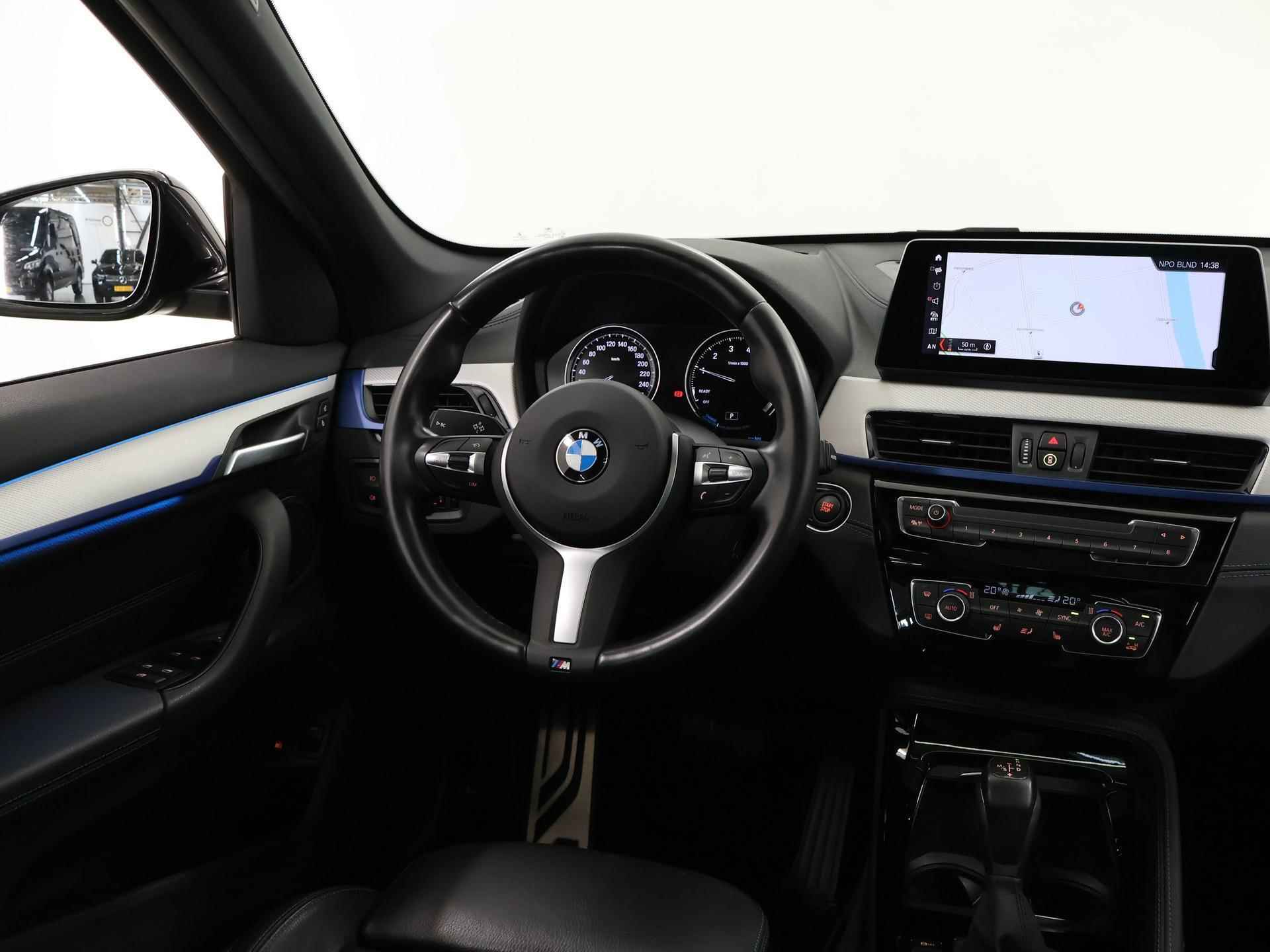 BMW X1 xDrive25e eDrive Edition | M-Sport | Panoramadak | Sportstoelen | Camera | HUD | Lederen Interieur | Groot Navigatie | Standkachel | DAB | Stoelverwarming | NL Auto | - 10/46