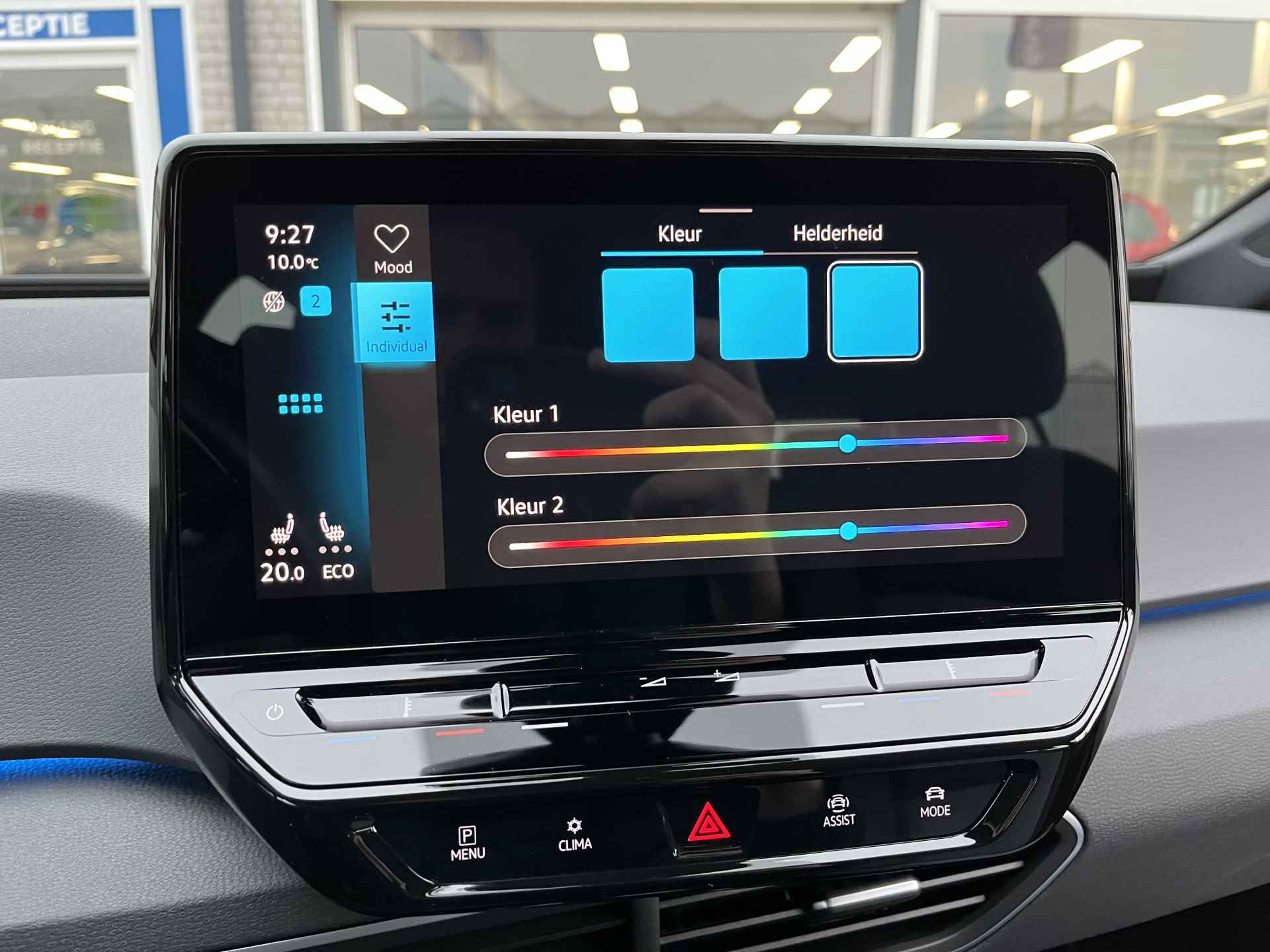 Volkswagen ID.3 Pro 58 kWh / SUBSIDIE/ WARMTEPOMP/ PARK SENSOREN/ LED/ STOEL EN STUUR VERWARM./ ADAPT. CRUISE/ APP CONNECT/ NAVI/ CLIMA/ DAB/ 19" LMV/ - 19/42