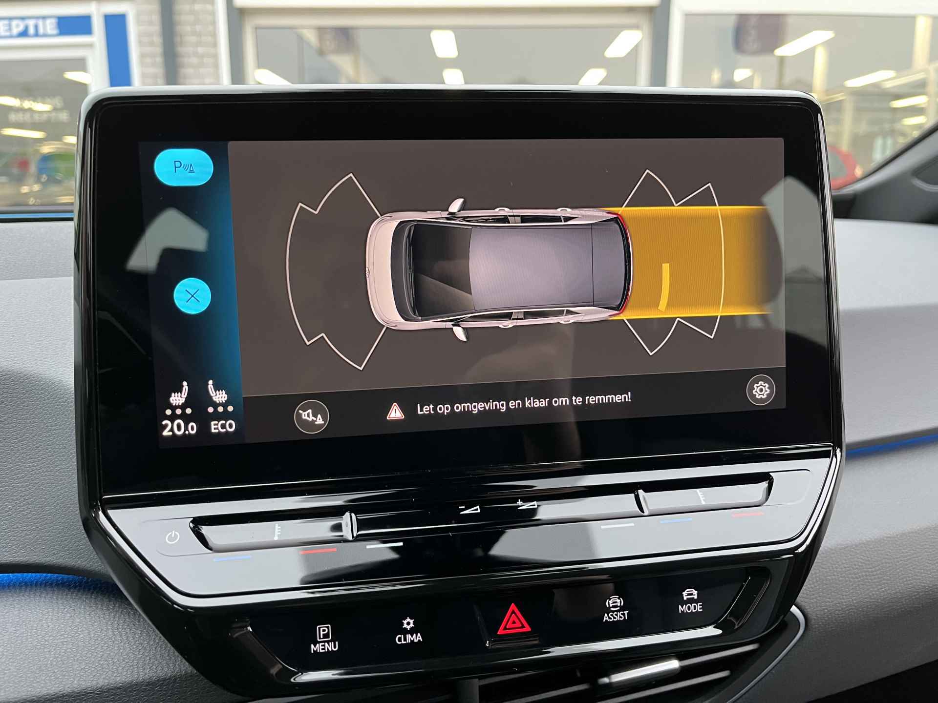 Volkswagen ID.3 Pro 58 kWh / SUBSIDIE/ WARMTEPOMP/ PARK SENSOREN/ LED/ STOEL EN STUUR VERWARM./ ADAPT. CRUISE/ APP CONNECT/ NAVI/ CLIMA/ DAB/ 19" LMV/ - 24/42