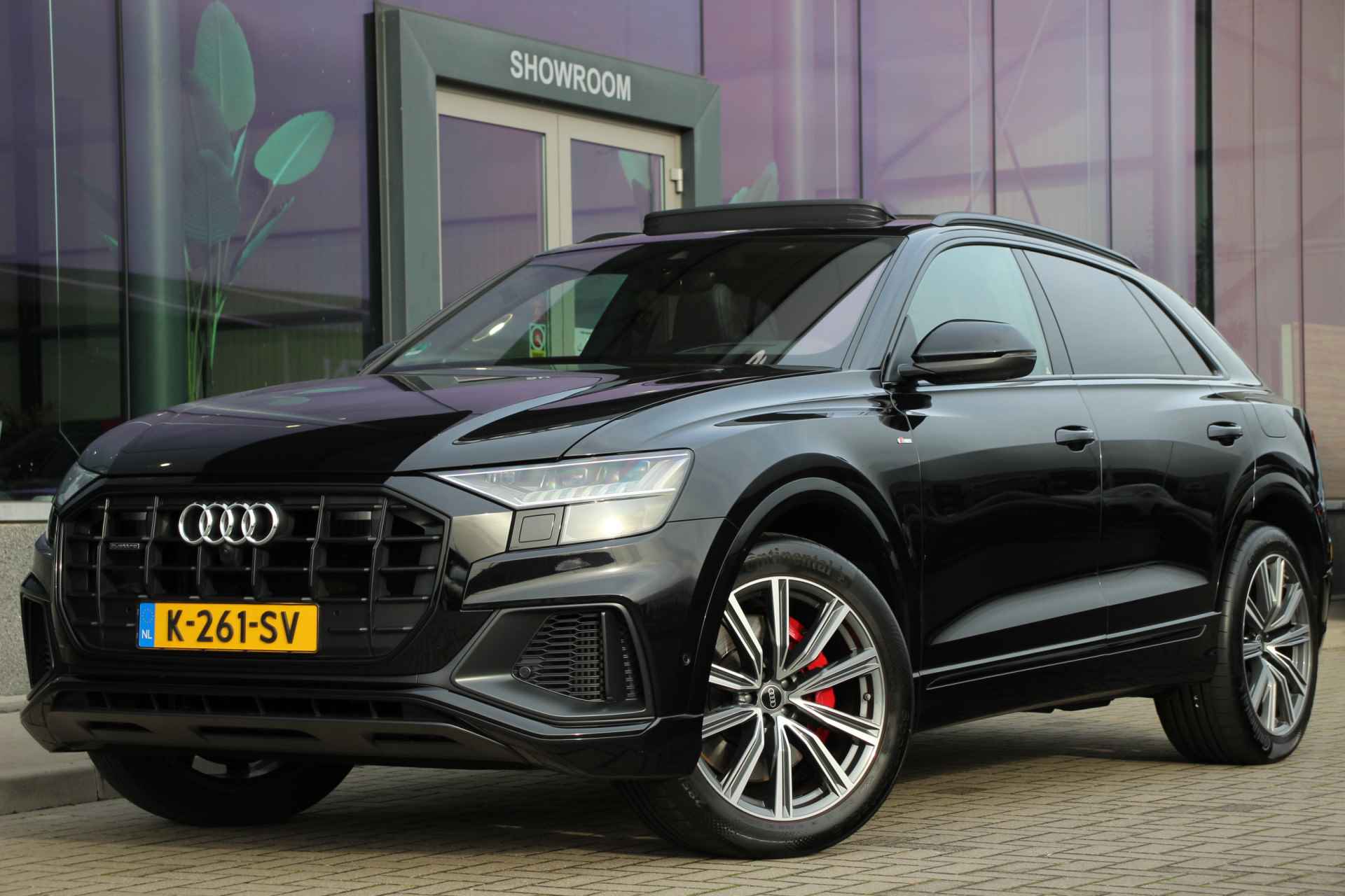 Audi Q8 60 TFSI e quattro Competition | Orig. NL | 1ste Eigenaar - 1/43