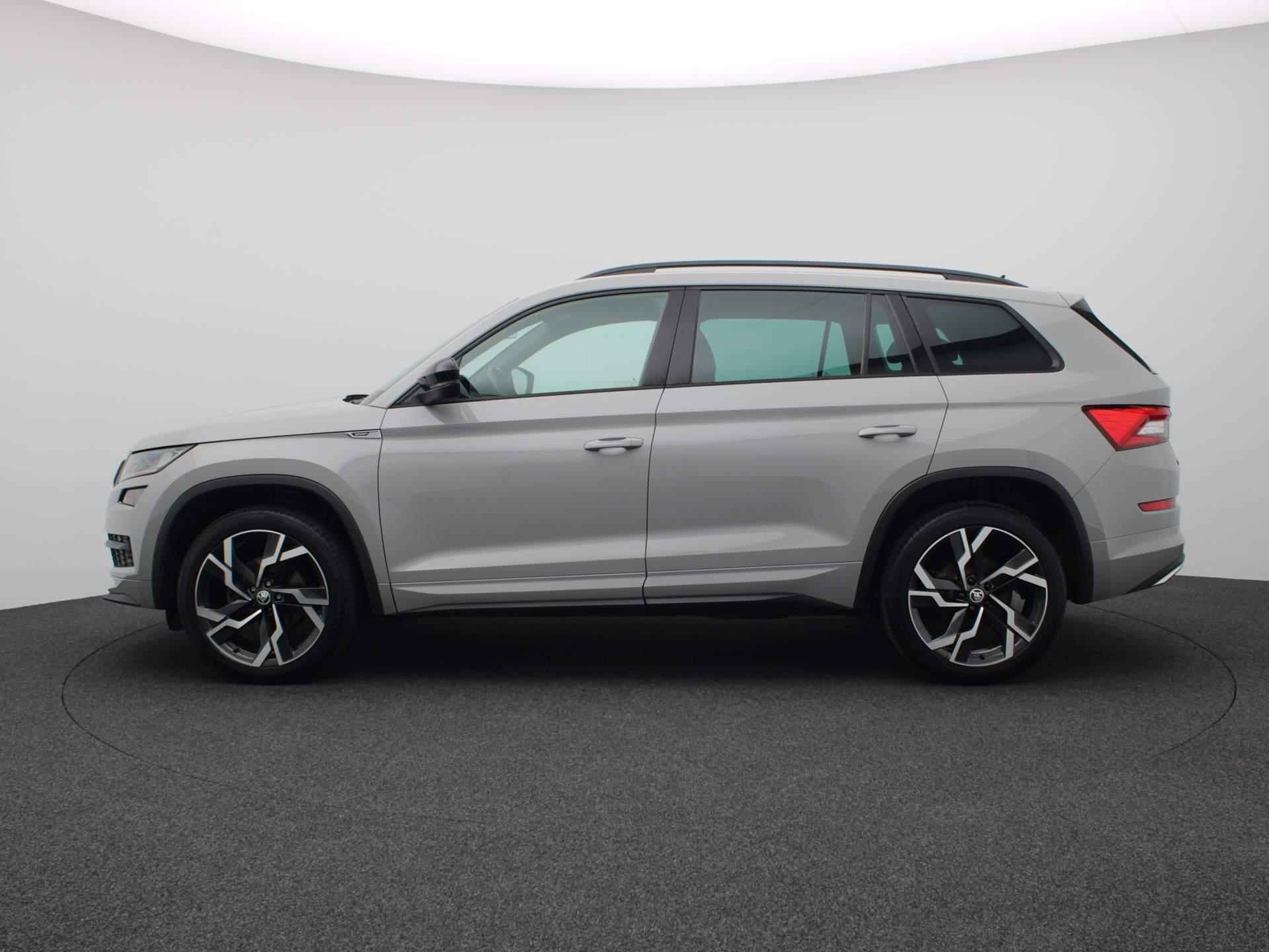 Skoda Kodiaq 1.5 TSI Sportline Business 150PK Keyless, Side Assist, Trekhaak, Navi, Adaptieve Cruise, Canton Audio, 20" LM - 2/55