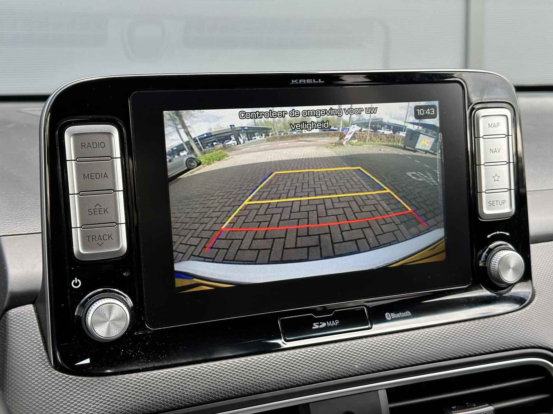Hyundai Kona EV Premium 64 kWh / Luxe auto / Stoel verwaming+verkoeling / Head-up display / Achteruitrij camera / Keyless / - 4/46