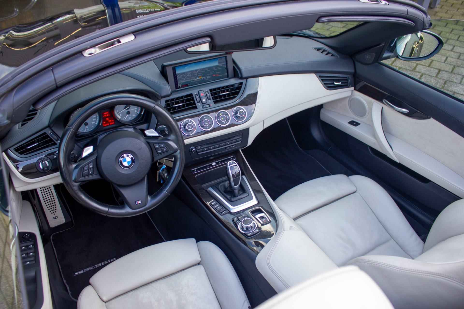 BMW Z4 Roadster SDrive35is Executive | Prijs rijklaar incl. 12 mnd garantie | M-Pakket Navi Leder Bi-Xenon 19"Lmv - 4/37