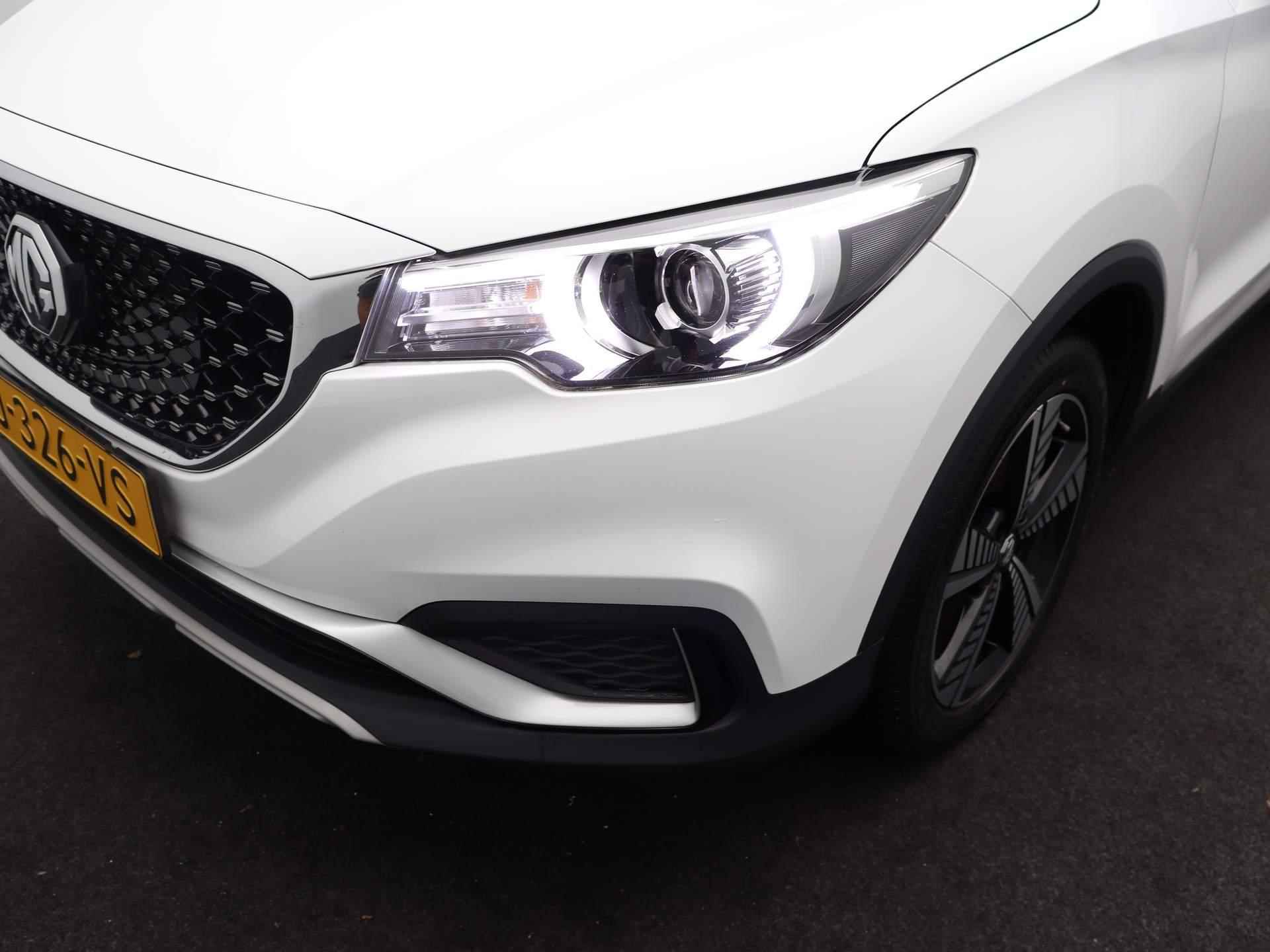 MG ZS EV Luxury 45 kWh | Leder | Navi | Panoramadak | Camera | Apple CarPlay | Adaptive Cruise Control | - 14/27