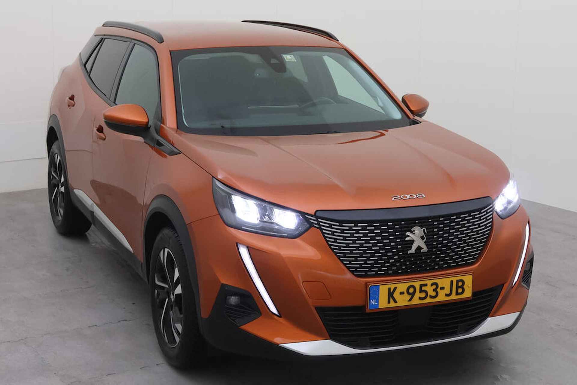 Peugeot 2008 1.2 PureTech Blue Lease Allure NL AUTO | TREKHAAK | CARPLAY | HALF LEDER | CRUISE | - 9/16