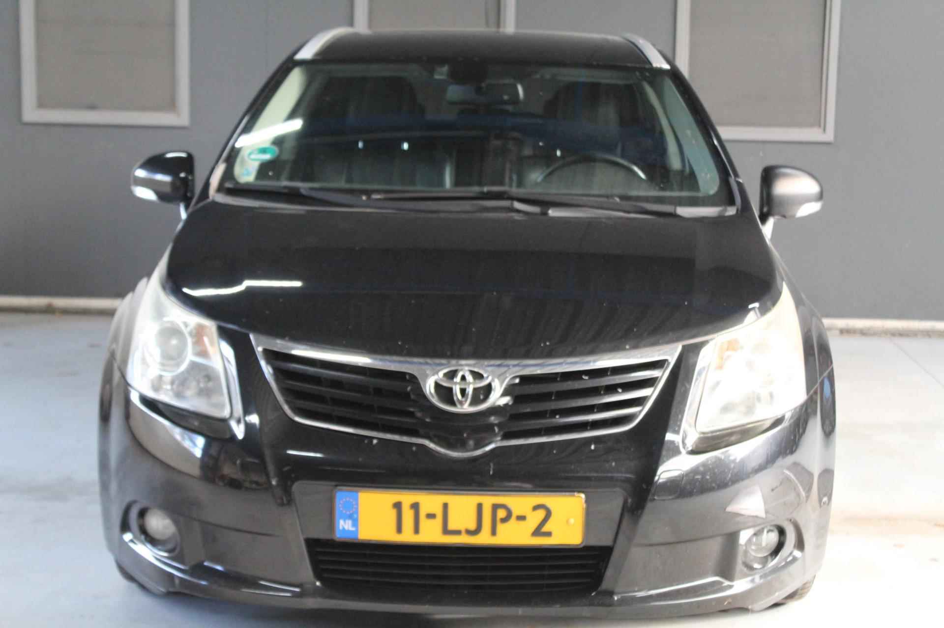 Toyota Avensis Wagon 1.8 VVTi Business - 3/18