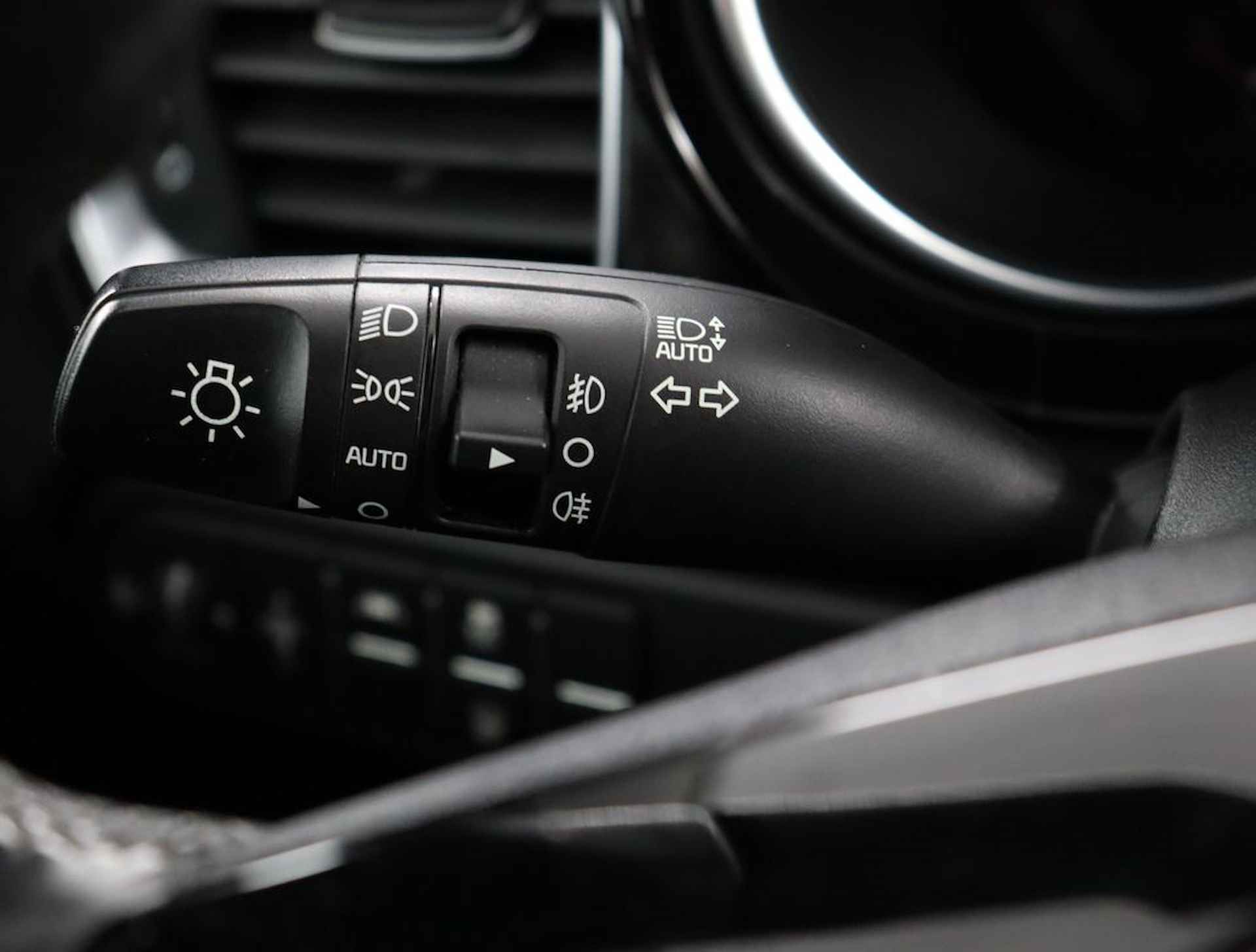 Kia Xceed 1.0 T-GDi DynamicLine - 18" LM-velgen - Apple Carplay/Android Auto - Navigatie - Airco - Camera - Fabrieksgarantie tot 02-2027 - 20/54