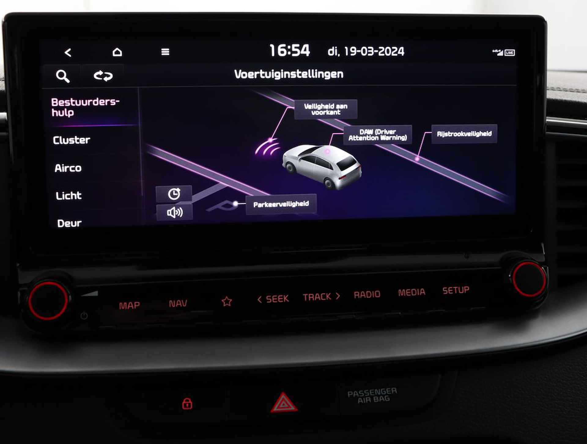 Kia Xceed 1.0 T-GDi DynamicLine - 18" LM-velgen - Apple Carplay/Android Auto - Navigatie - Airco - Camera - Fabrieksgarantie tot 02-2027 - 44/54
