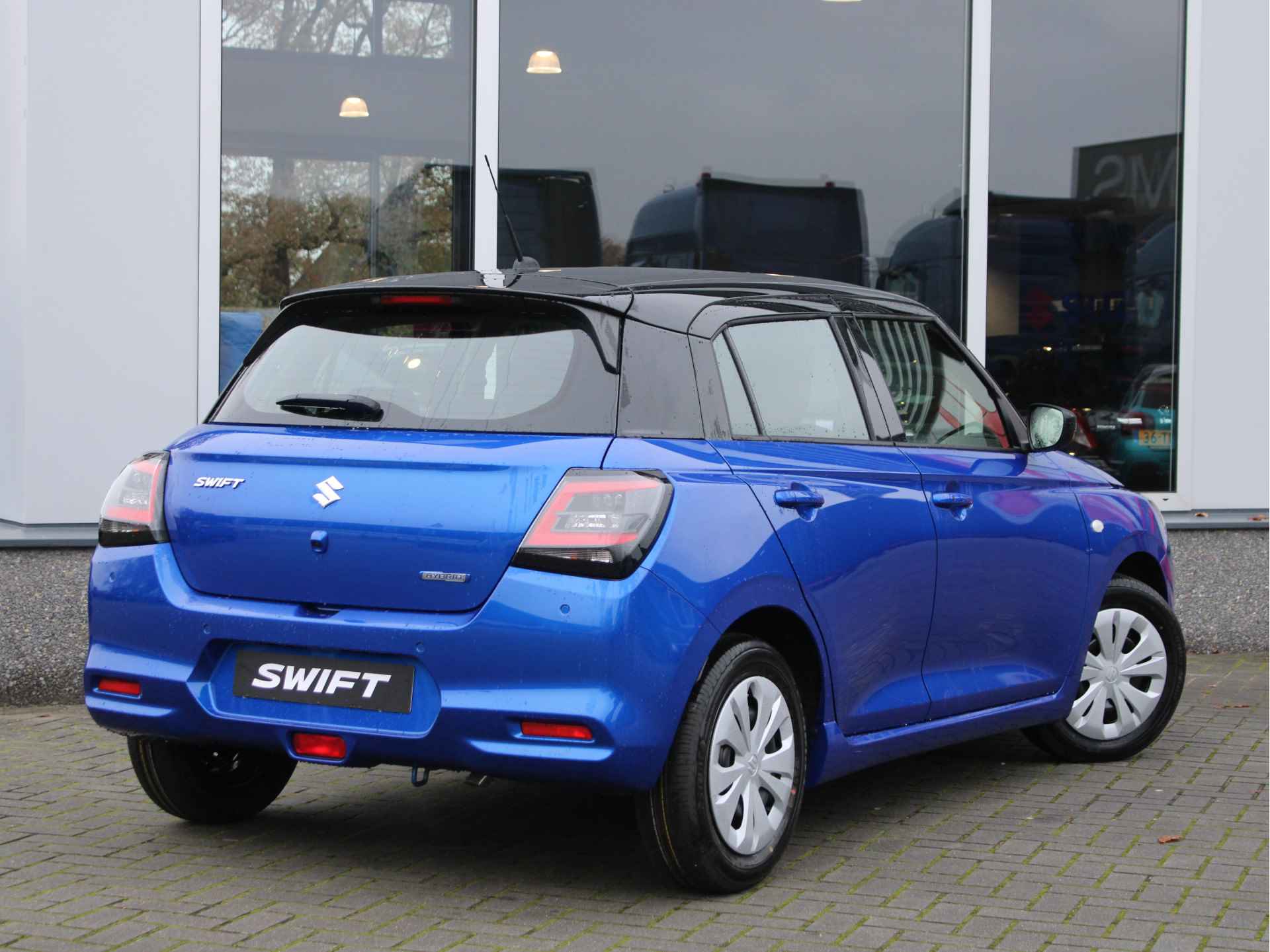 Suzuki Swift 1.2 Comfort Smart Hybrid Carplay/Android Auto Draadloos, Adaptieve Cruise Control, Keyless Go - 4/38