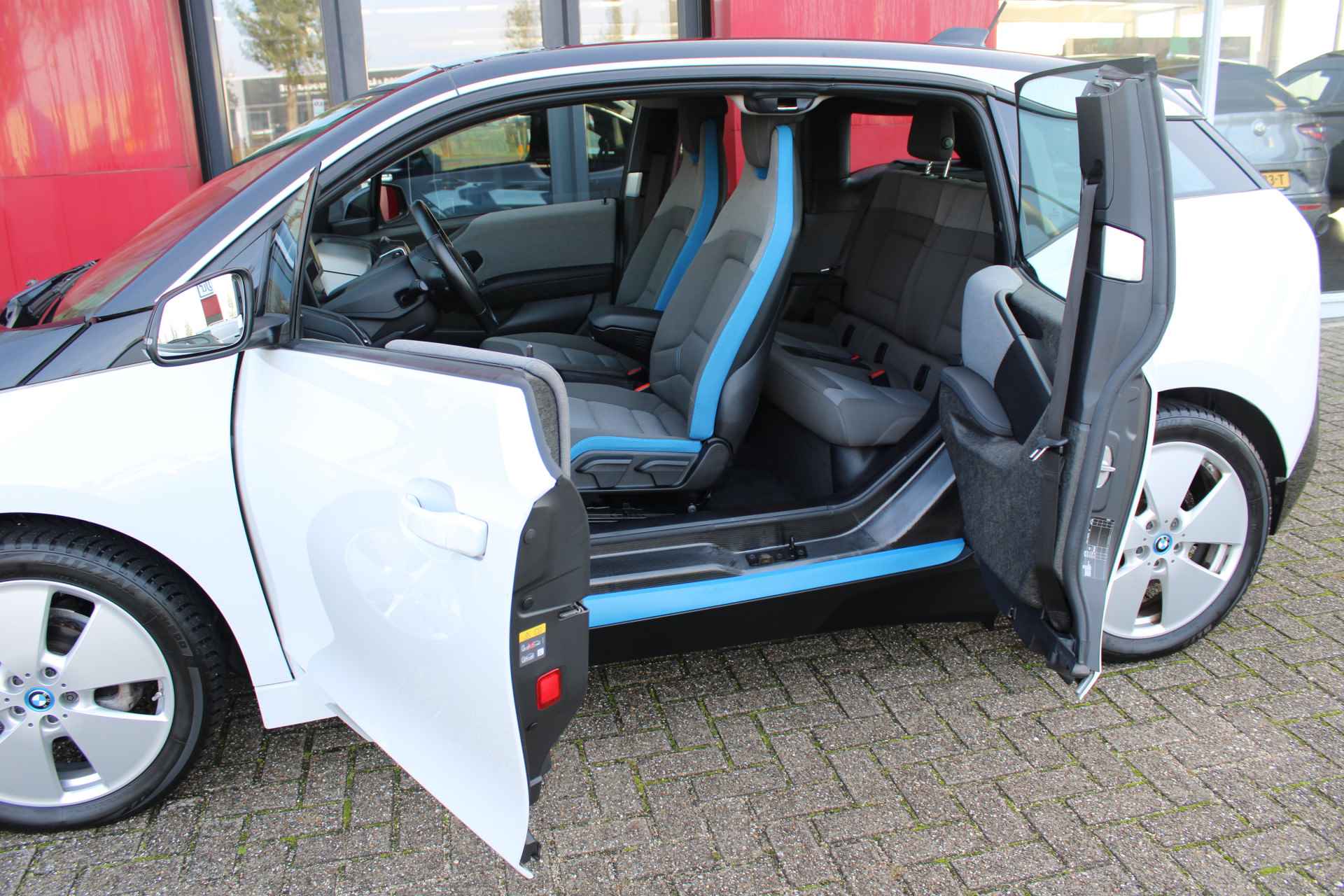 BMW i3 120Ah 42 kWh | Comfortpakket | Warmtepomp - 23/29