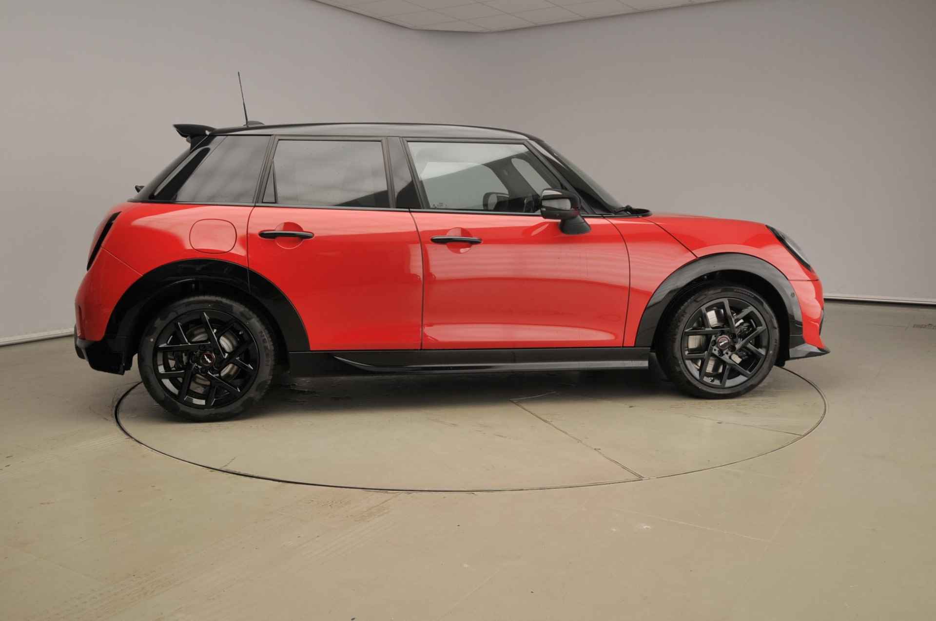 MINI 5-deurs S John Cooper Works Trim + Package XL | Maximaal MINI - 3/42