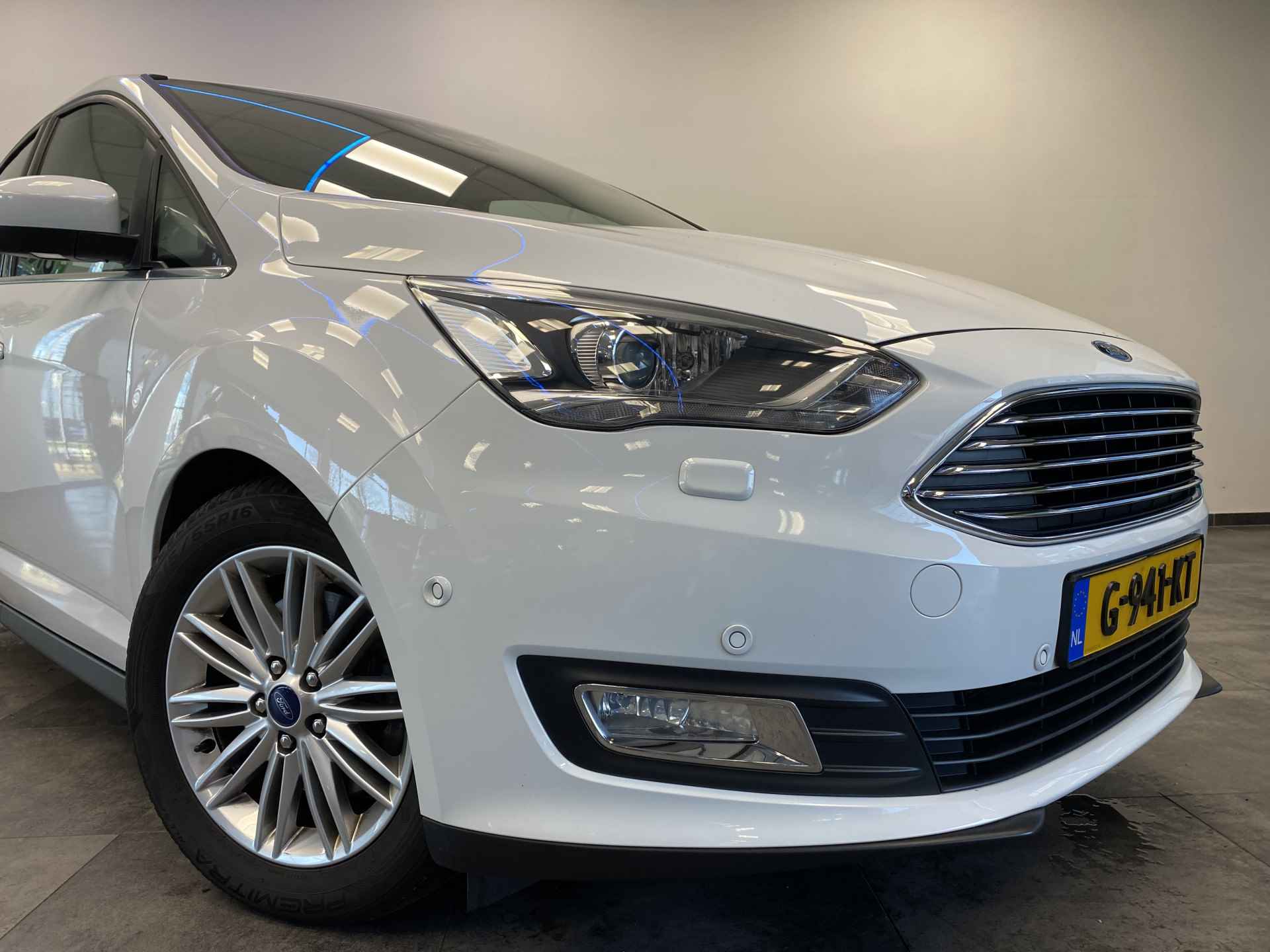 Ford C-MAX 1.5 Titanium 150 PK 1500 kg trekgewicht 16LMV Apple Carplay Climate Control  Cruise control  PDC All Seasons - 3/20