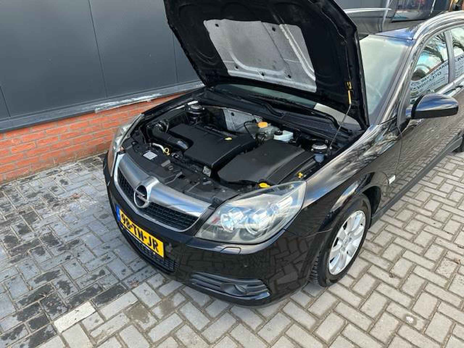 Opel Vectra Wagon 2.2-16V Sport (12 mnd BOVAG garantie) - 30/31