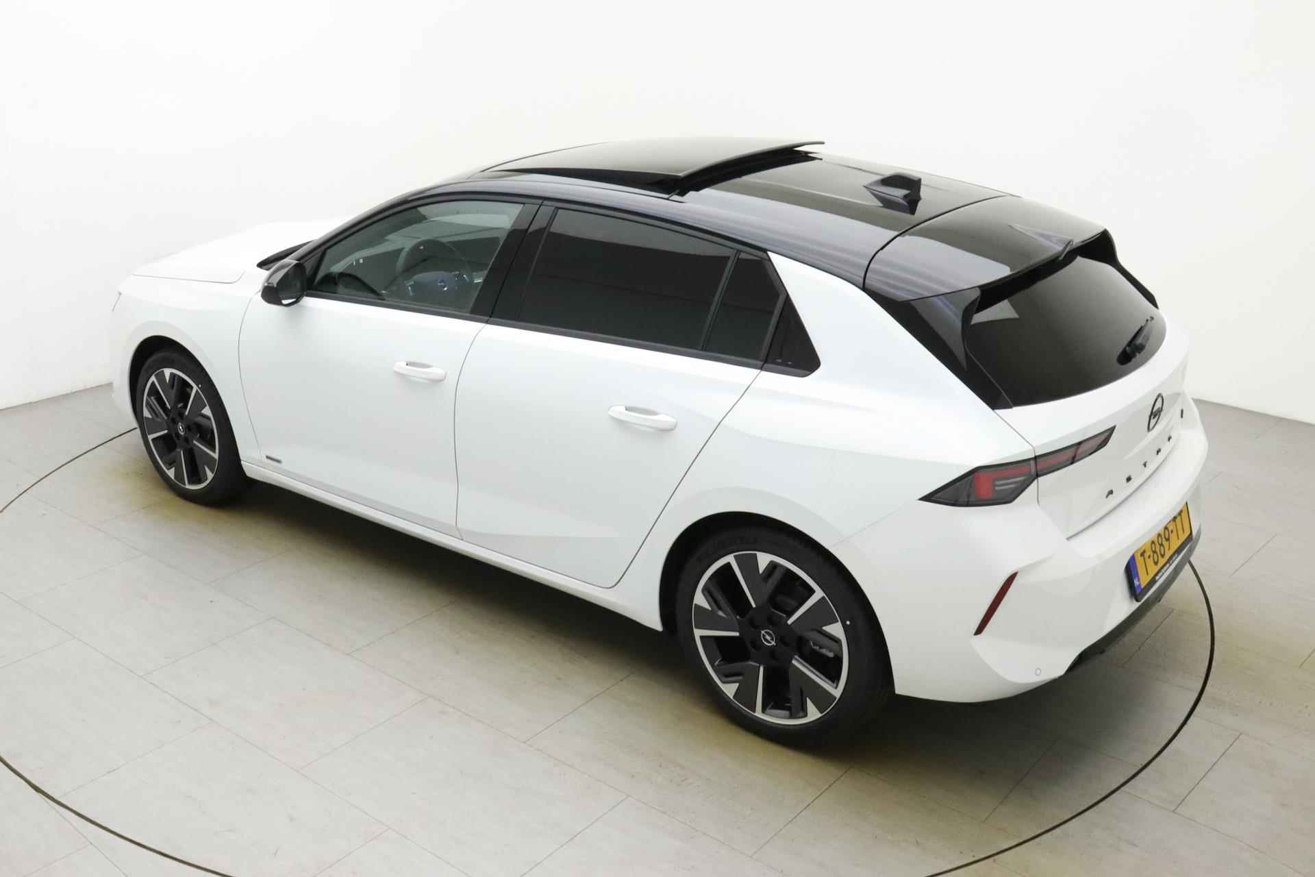 Opel Astra Electric Ultimate 54 kWh | Alcantara | Head Up Display | Panoramadak | Matrix verlichting | Winterpakket | 18" Lichtmetalen velgen | zeer compleet | Direct leverbaar! - 5/36