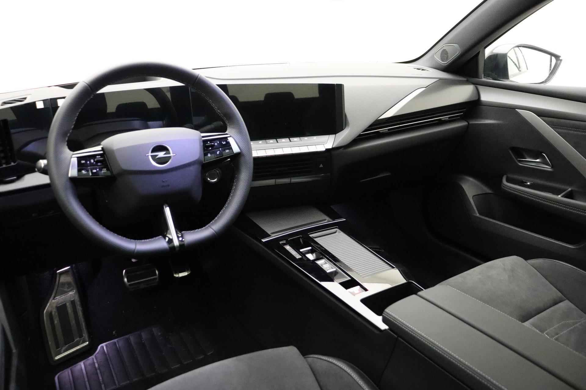 Opel Astra Electric Ultimate 54 kWh | Alcantara | Head Up Display | Panoramadak | Matrix verlichting | Winterpakket | 18" Lichtmetalen velgen | zeer compleet | Direct leverbaar! - 8/36